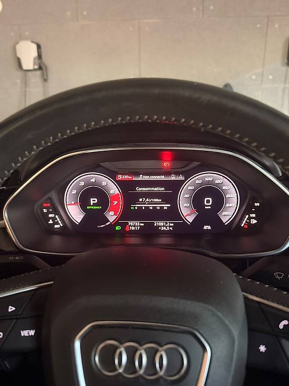 AUDI Q3 35 TFSI S line S-tronic-image-4