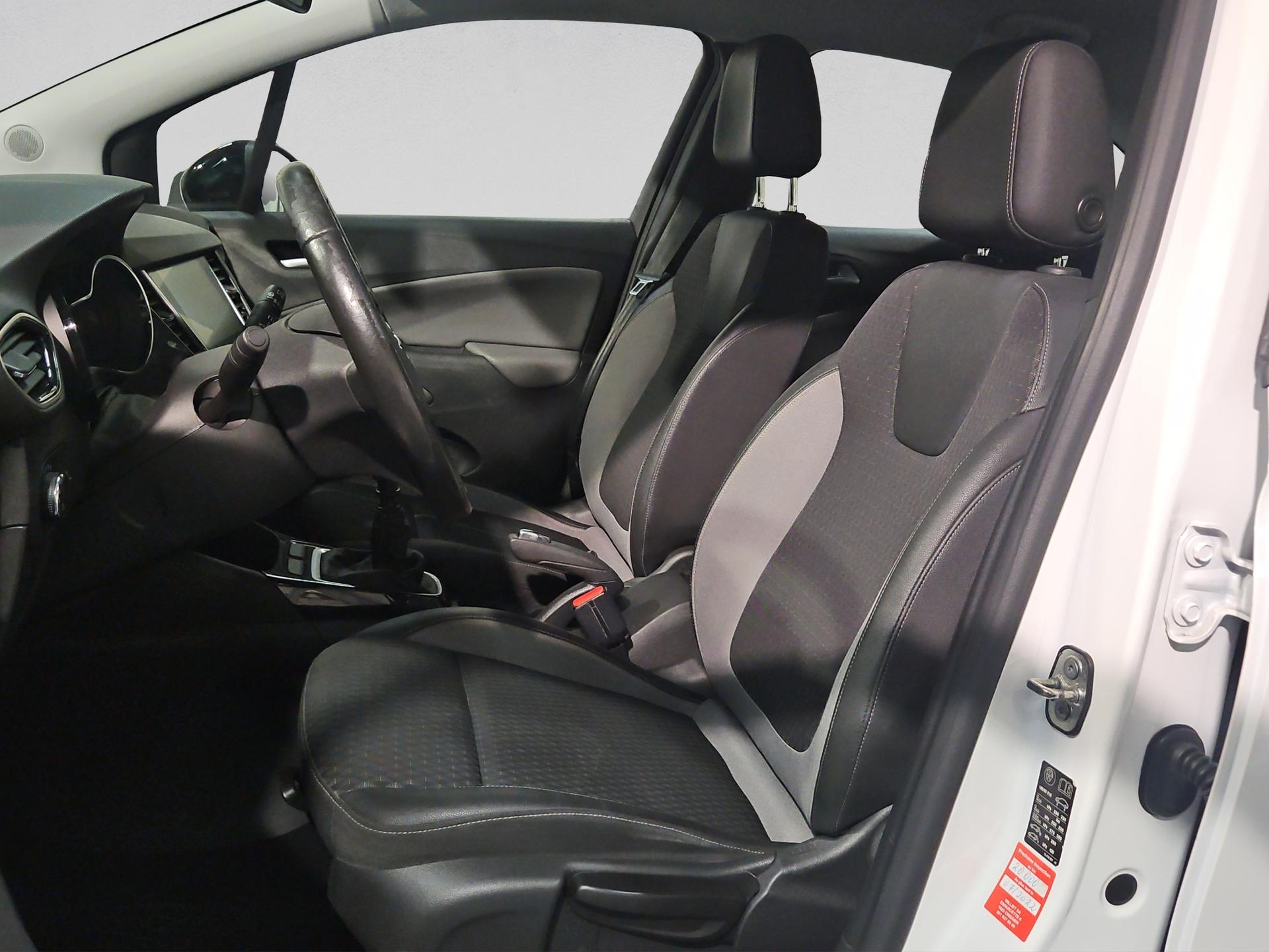 OPEL Crossland X 1.2i Ultimate-image-8