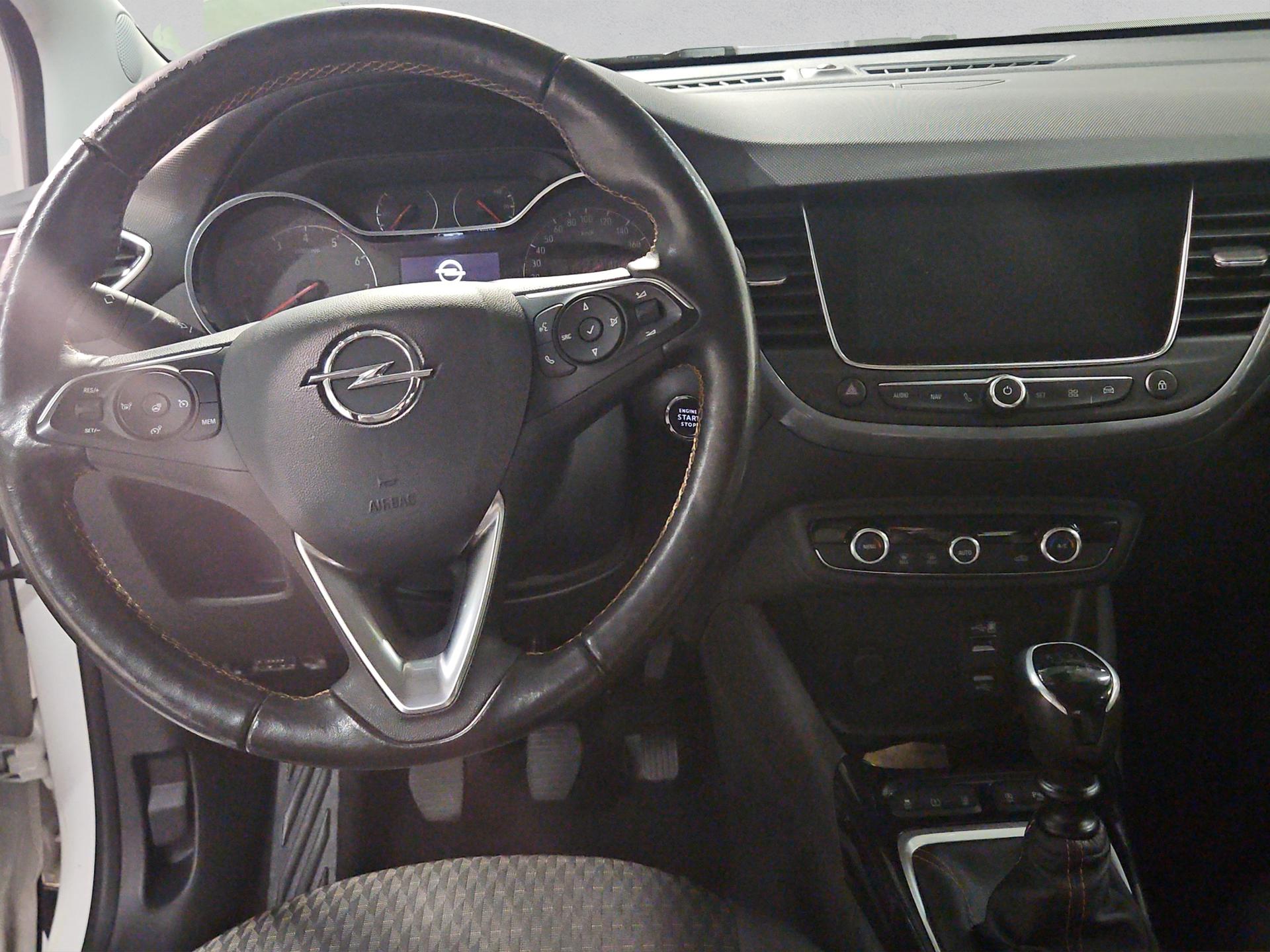 OPEL Crossland X 1.2i Ultimate-image-13