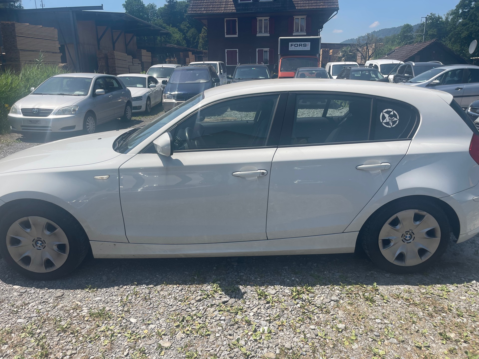 BMW 116i-image-10