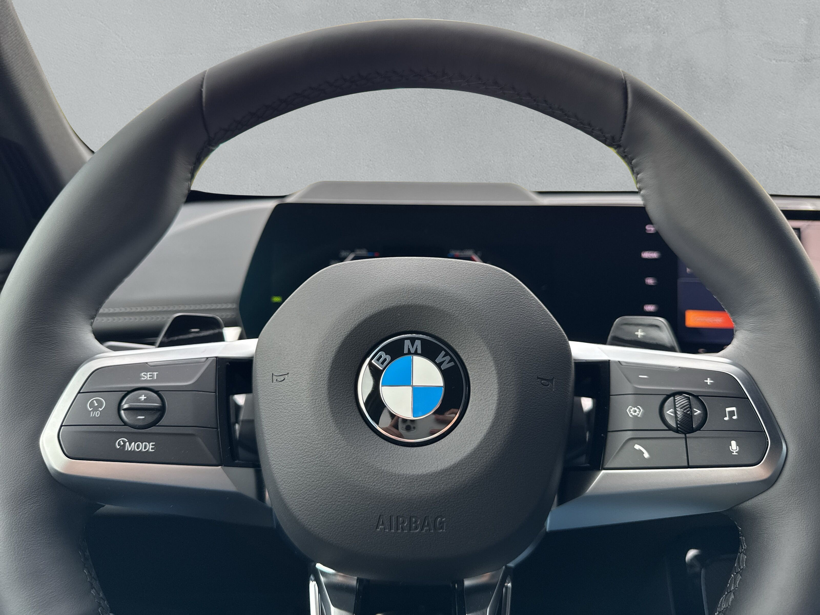 BMW X1 xDrive 23i 48V M Sport Pro-image-23