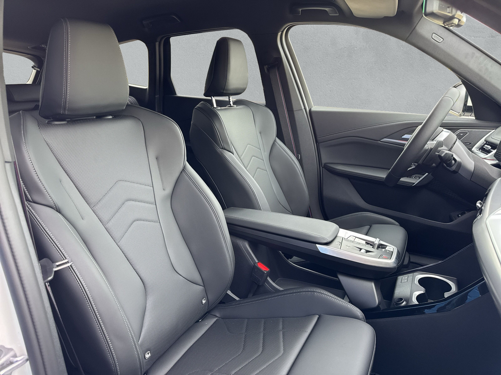 BMW X1 xDrive 23i 48V M Sport Pro-image-12
