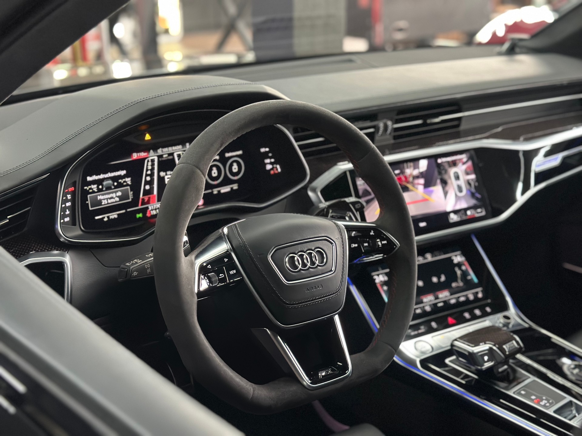 AUDI RS6 Avant 4.0 TFSI V8 quattro JOHANN ABT SIGNATURE EDITION Nr 47/63-image-3