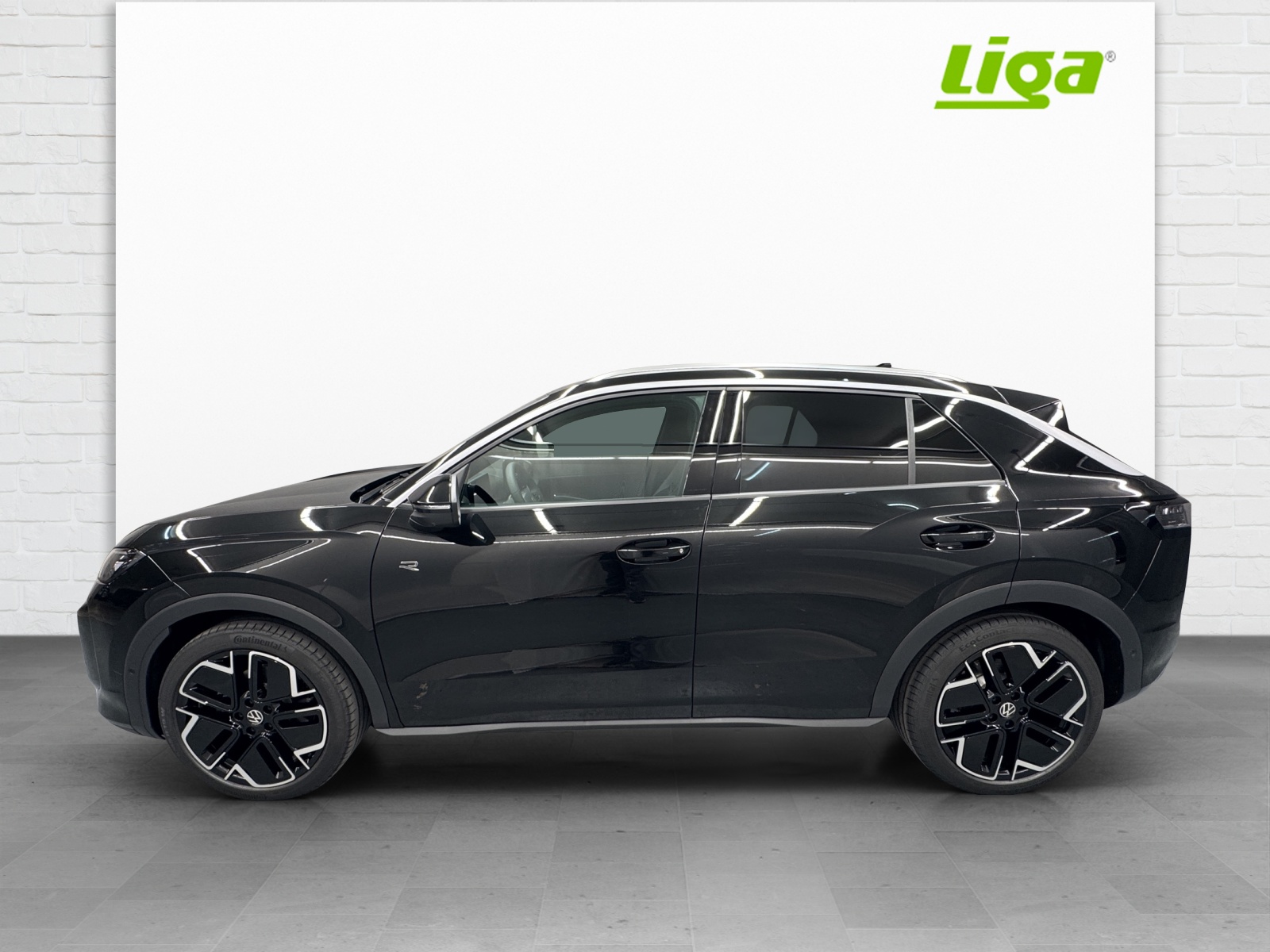 VW T-Roc 1.5 eTSI R-Line DSG-showroom-element-2