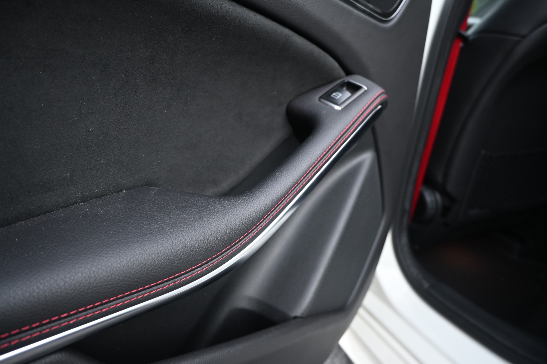 MERCEDES-BENZ A 250 SPORT 4 MATIC AMG LINE CH FAHRZEUG FRISCH AB MFK UND FRISCH AB SERVICE SOWIE BIS 10000KM GRATIS SERVICE-image-11