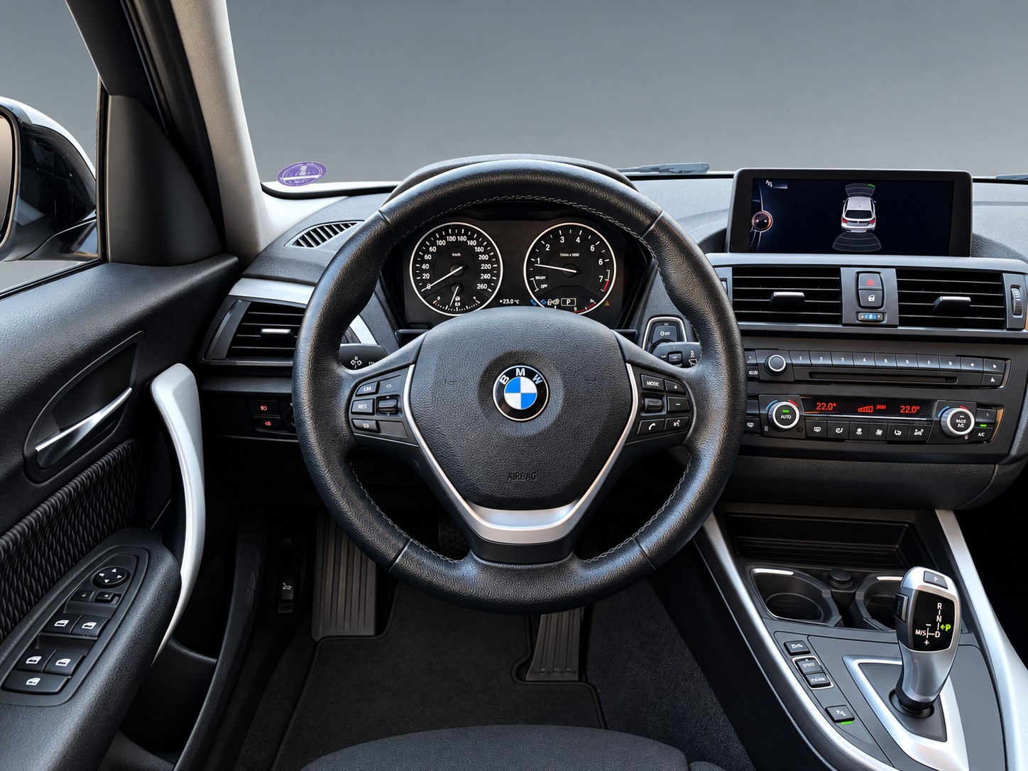 BMW 116i Steptronic *FRISCH MFK*FRISCH SERVICE*NEUE REIFEN*-image-10