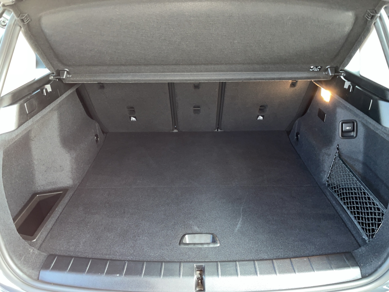 BMW X1 25e xDrive-image-15
