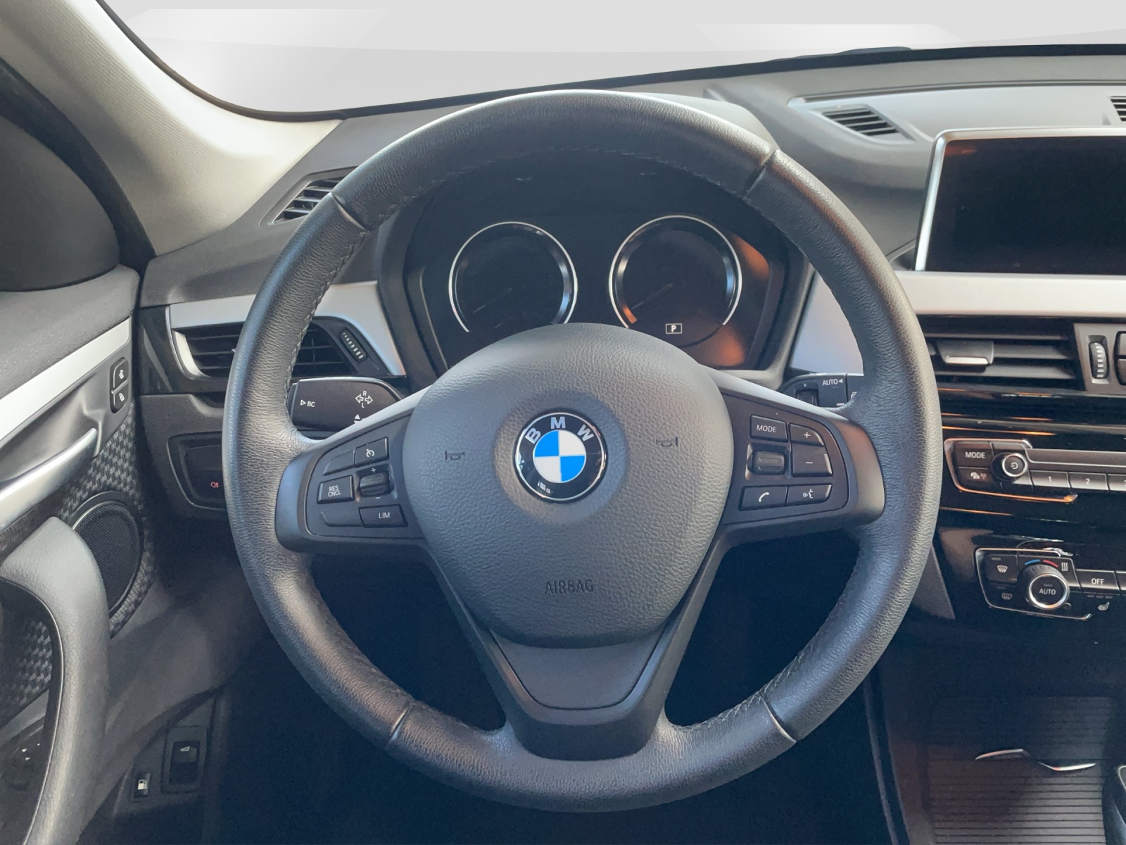 BMW X1 25e xDrive-image-10