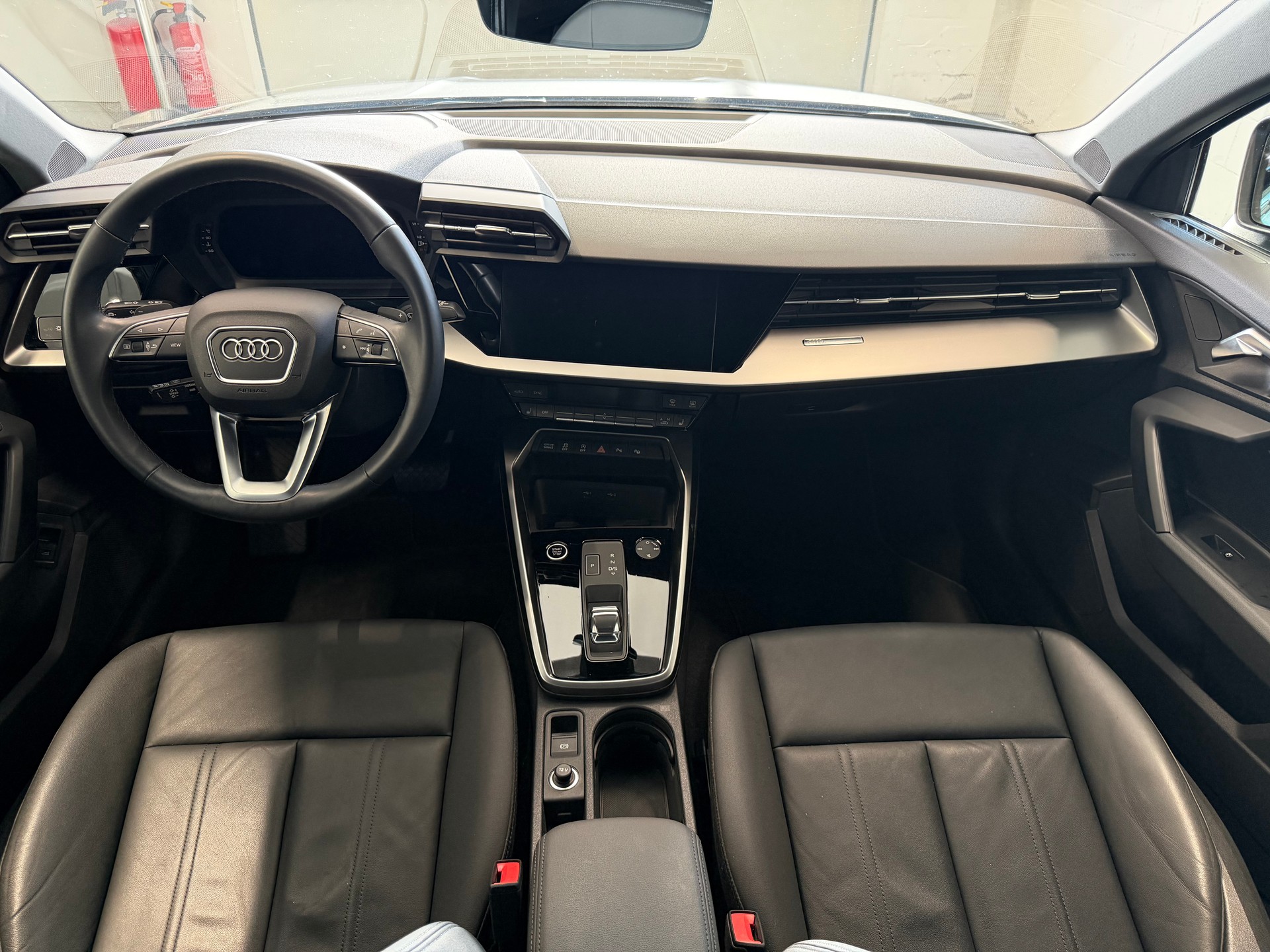 AUDI A3 Sportback 35 TFSI S line Attraction S-tronic-image-6