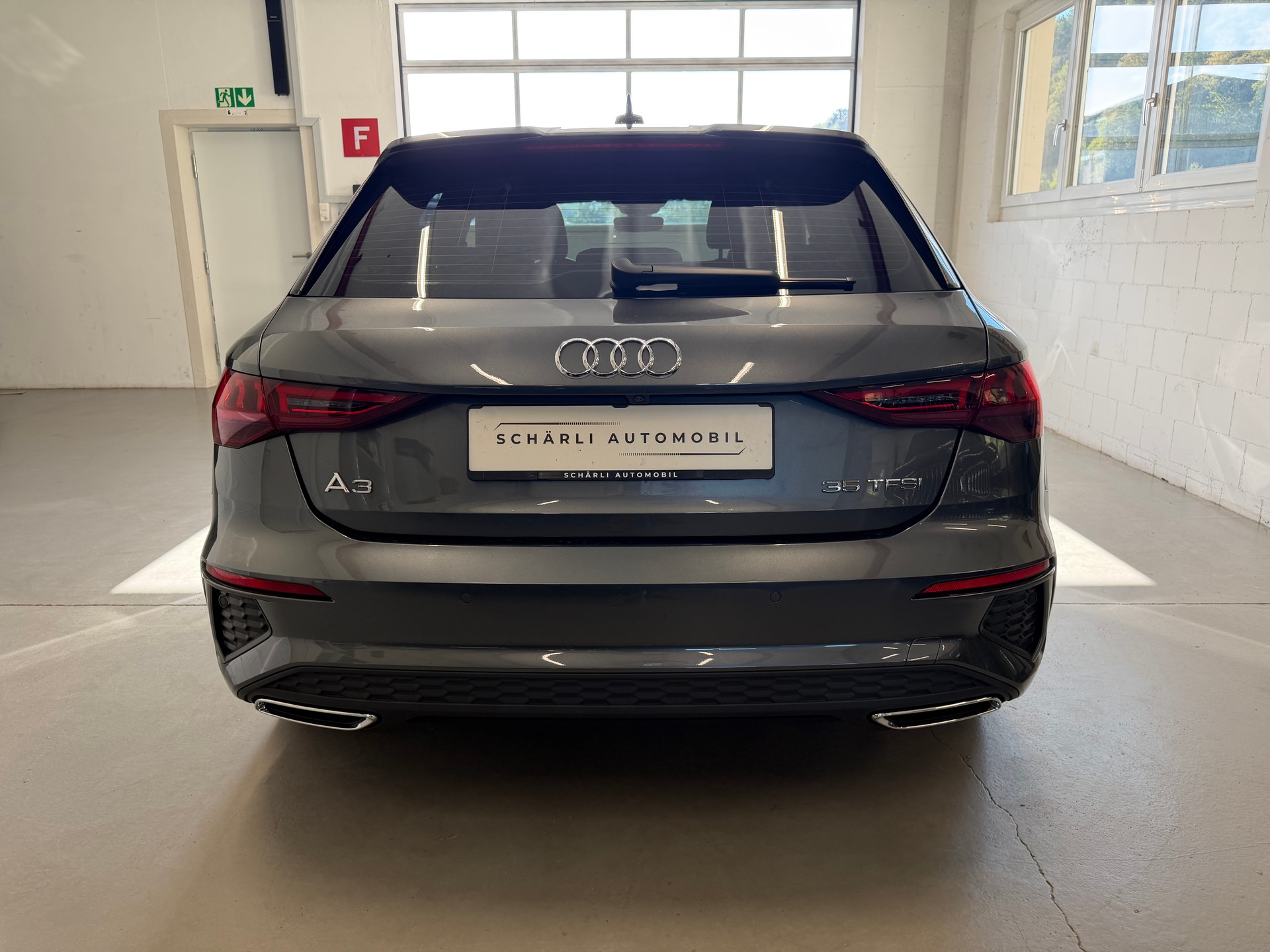 AUDI A3 Sportback 35 TFSI S line Attraction S-tronic-image-3