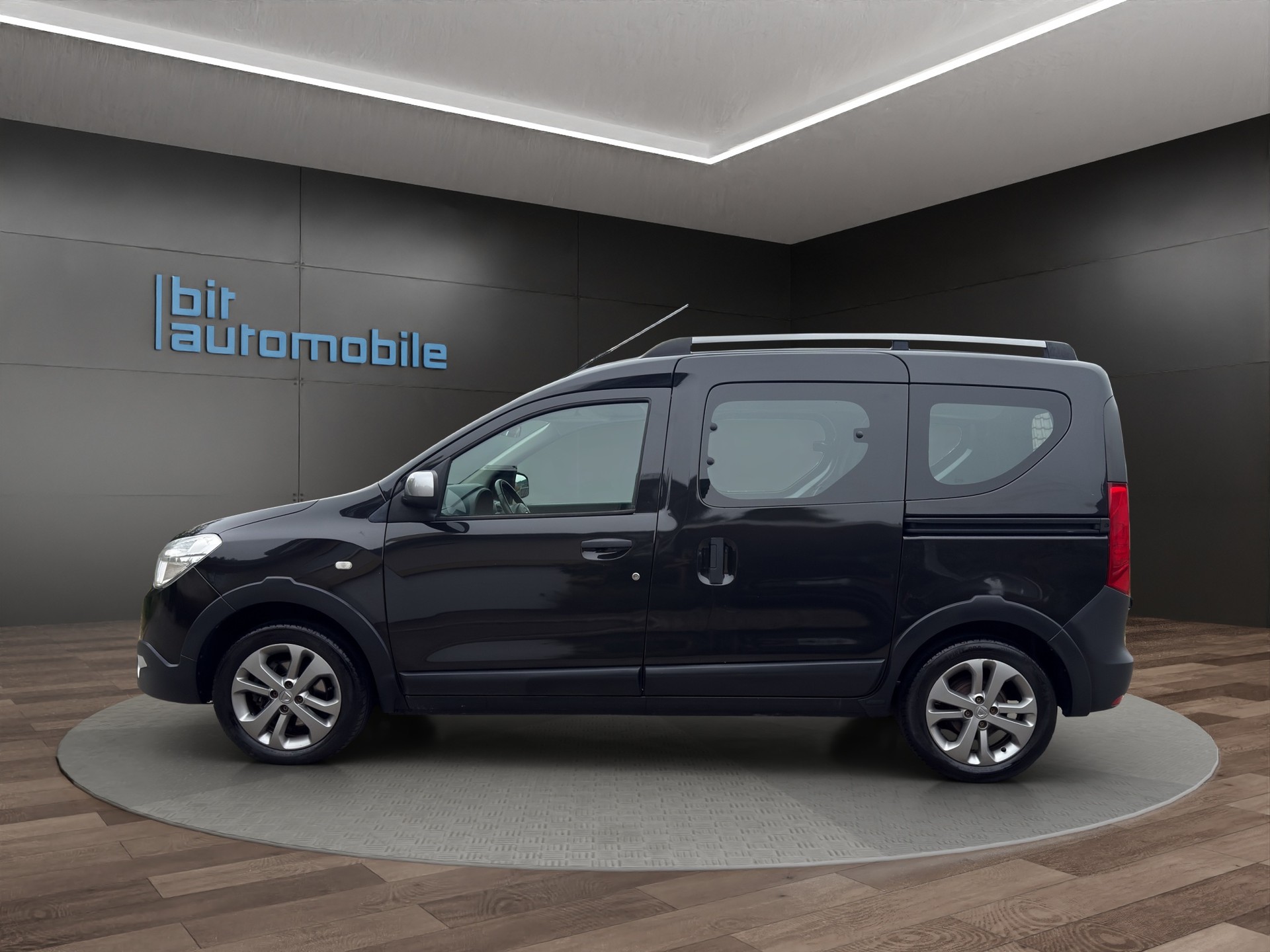 DACIA Dokker 1.2 T Stepway-image-2