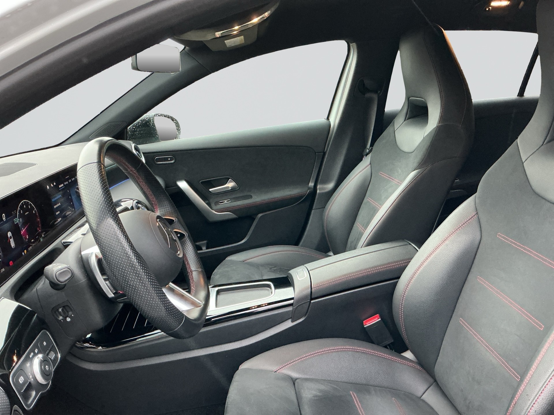 MERCEDES-BENZ A 200 7G-DCT-image-5