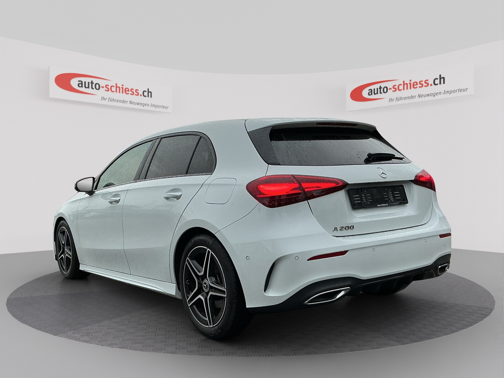 MERCEDES-BENZ A 200 7G-DCT AMG Line-image-2