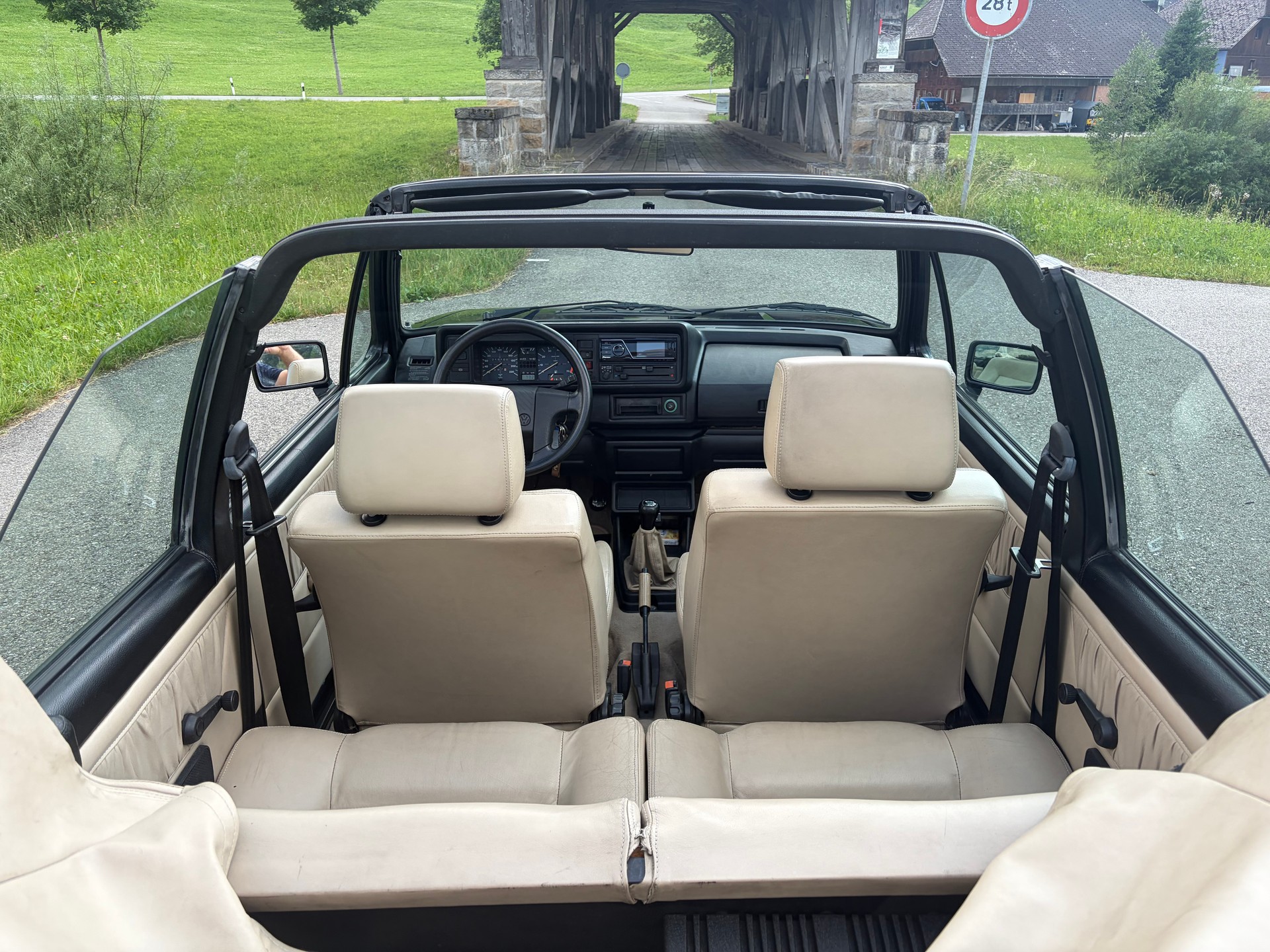 VW Golf Cabriolet 1800 Classic-Line Leder-image-5