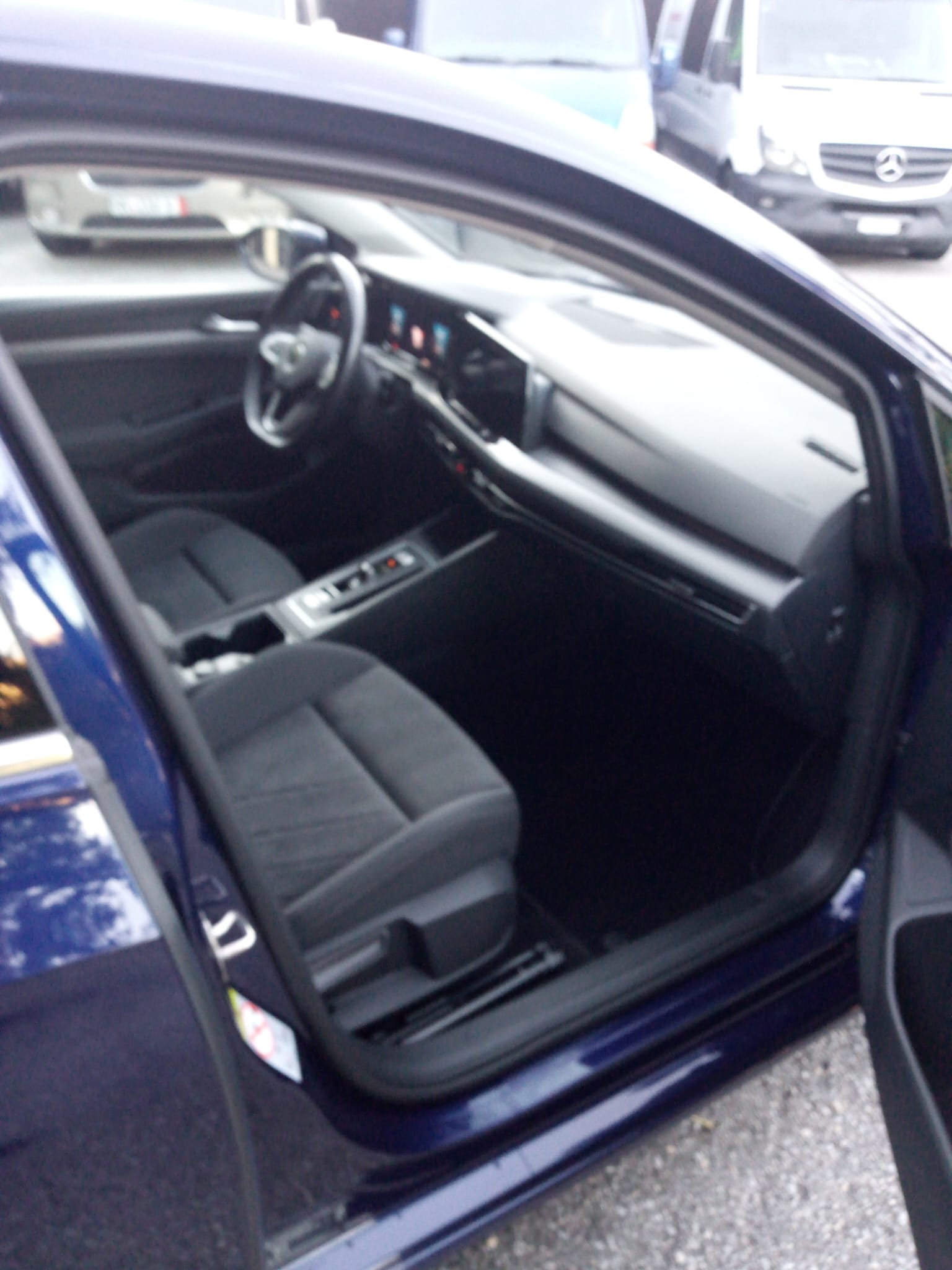 VW Golf 1.4 TSI PHEV Selection-image-7