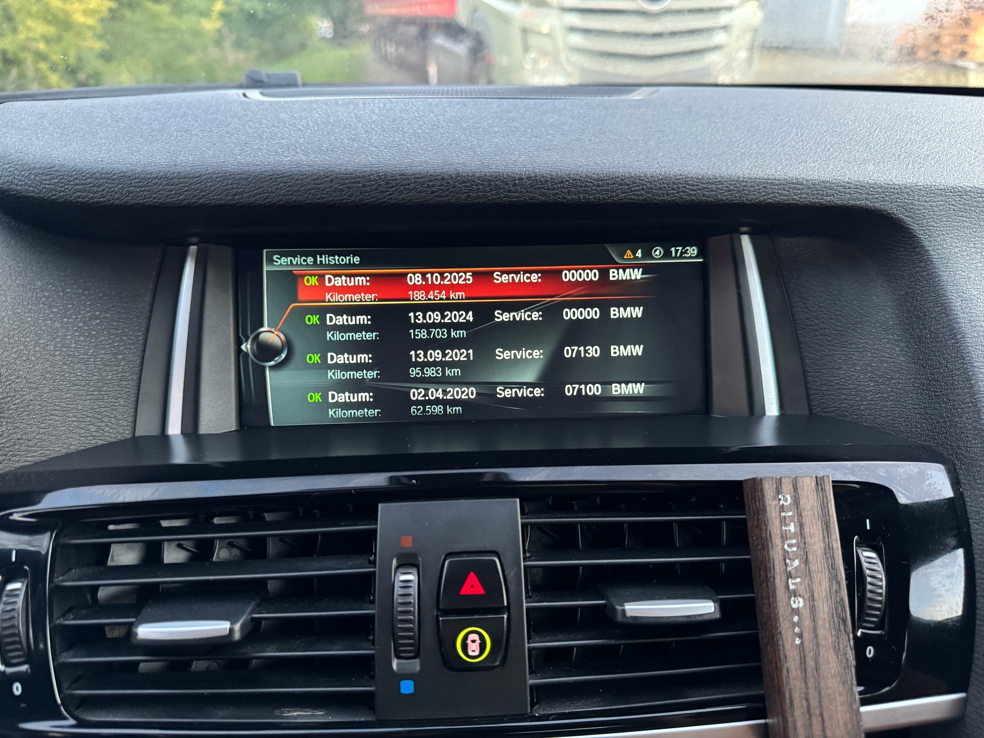 BMW X4 M 40i Steptronic-image-25
