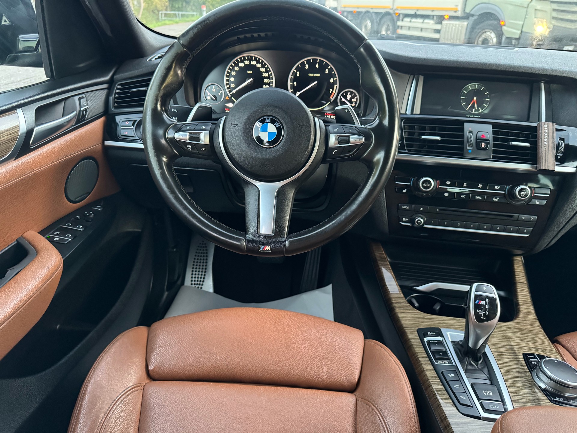 BMW X4 M 40i Steptronic-image-19