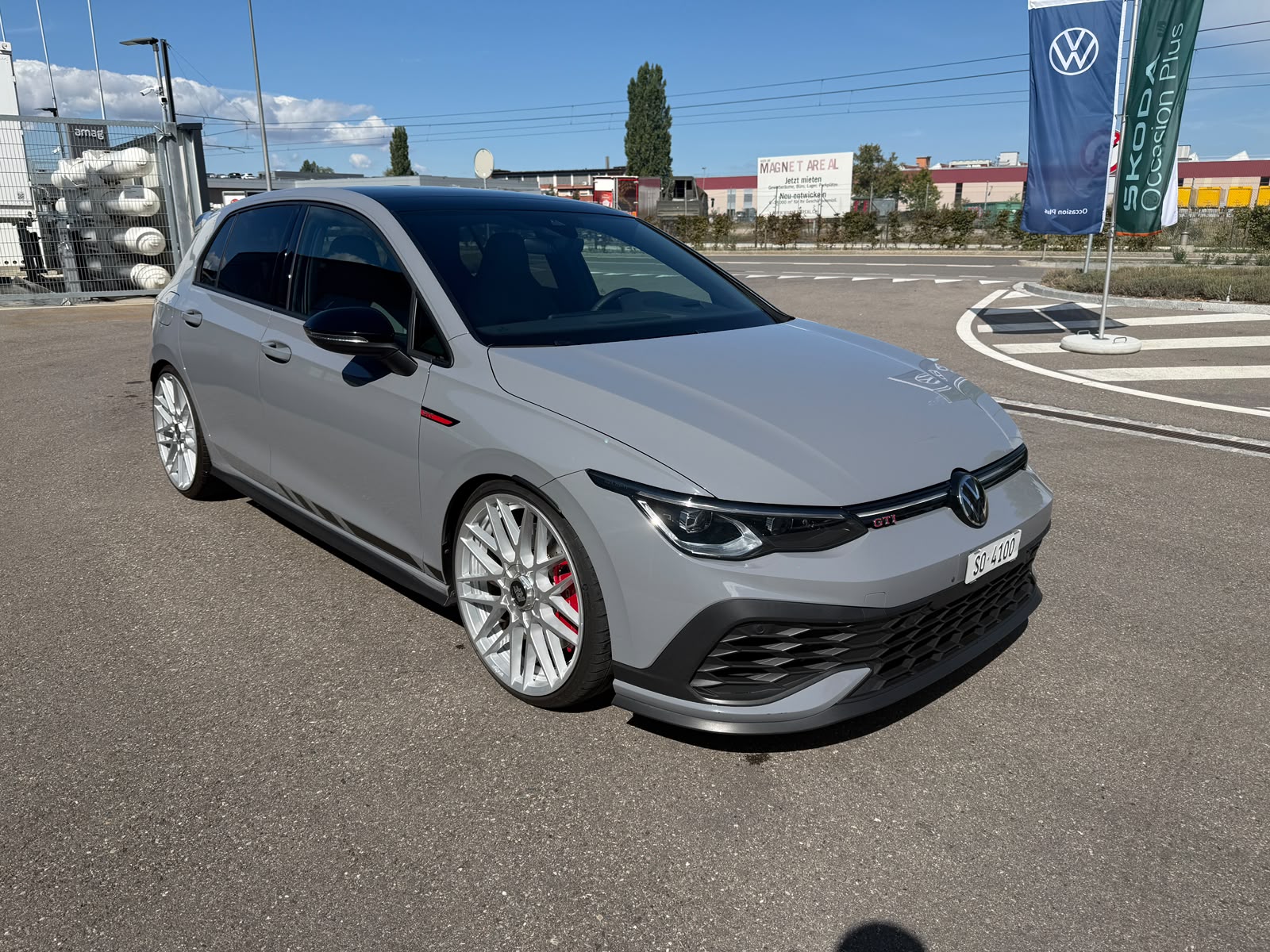 Car photo
