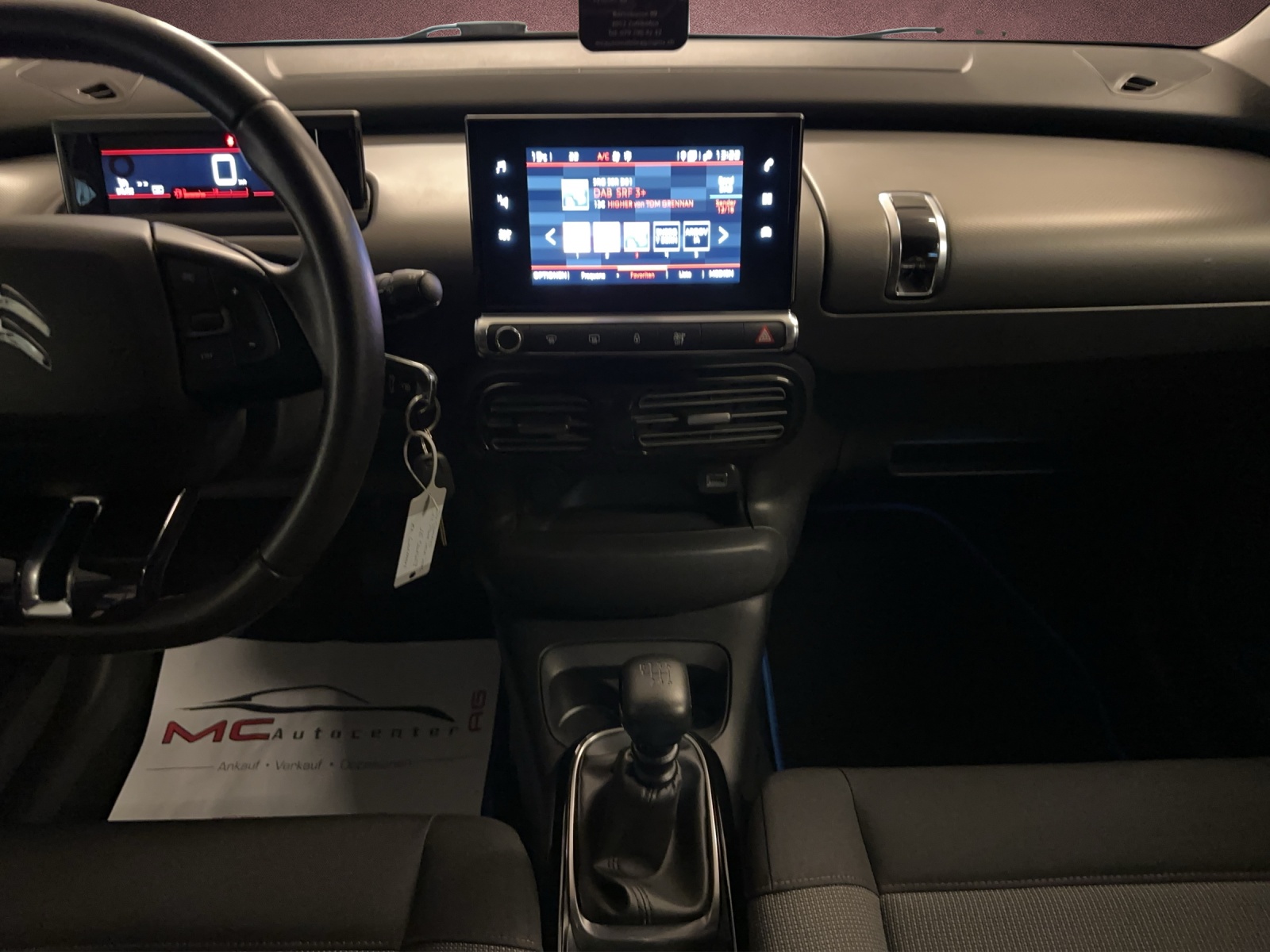 CITROEN C4 Cactus 1.2 Pure Tech Feel-image-9