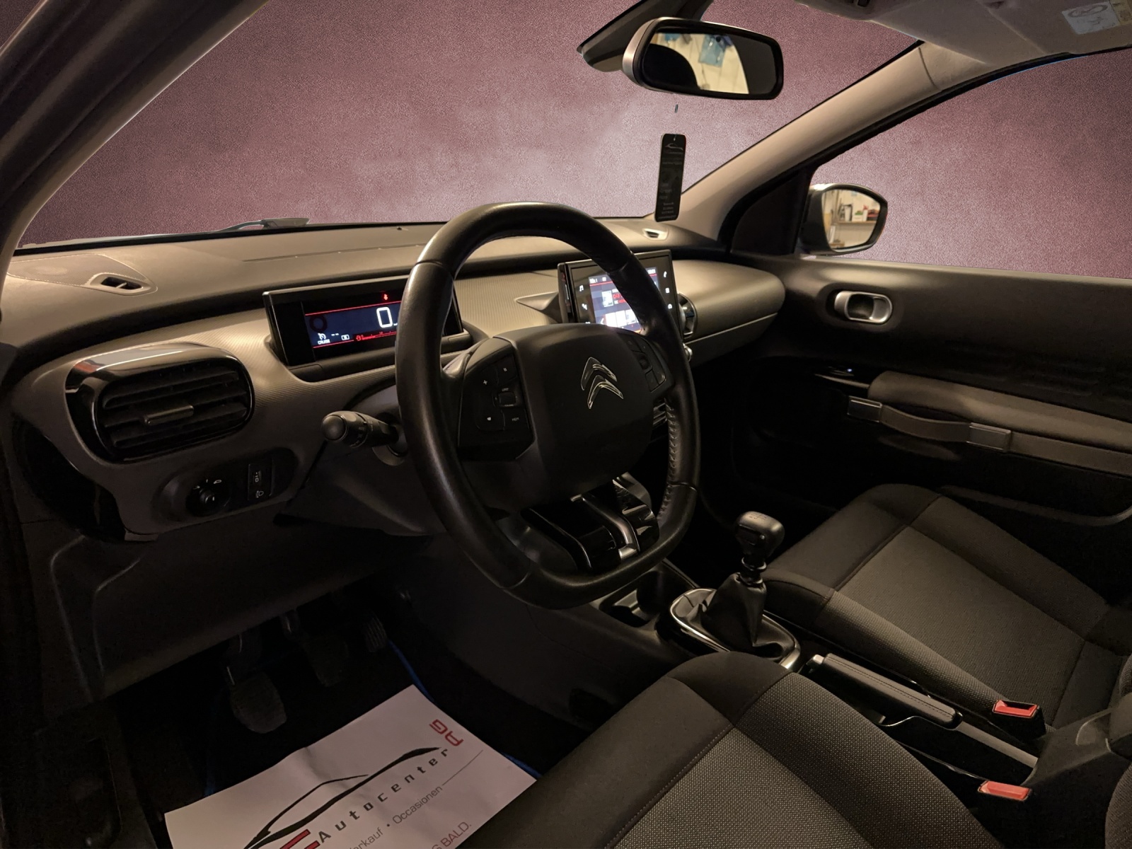CITROEN C4 Cactus 1.2 Pure Tech Feel-image-6