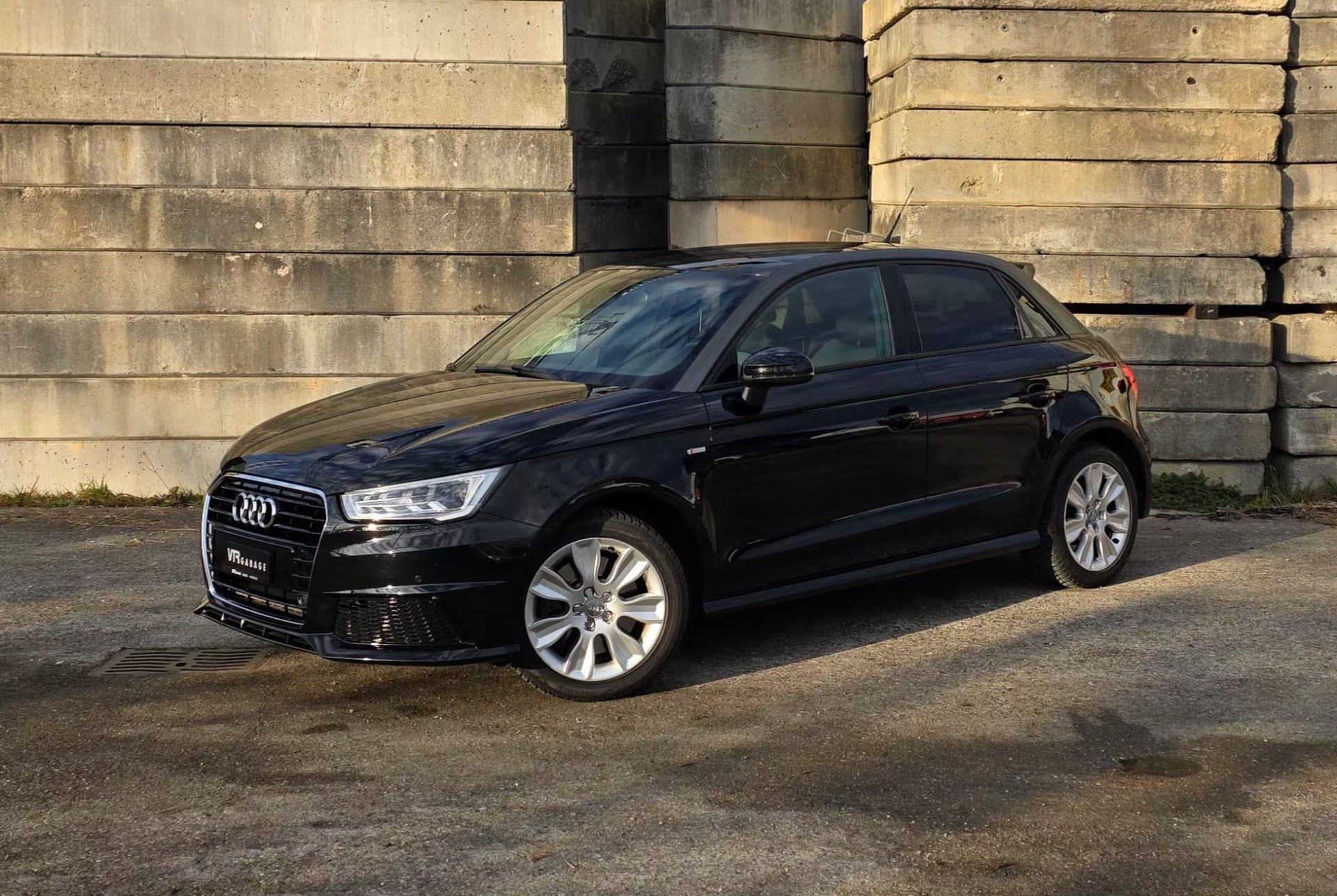 AUDI A1 Sportback 1.8 TFSI Sport-image-0