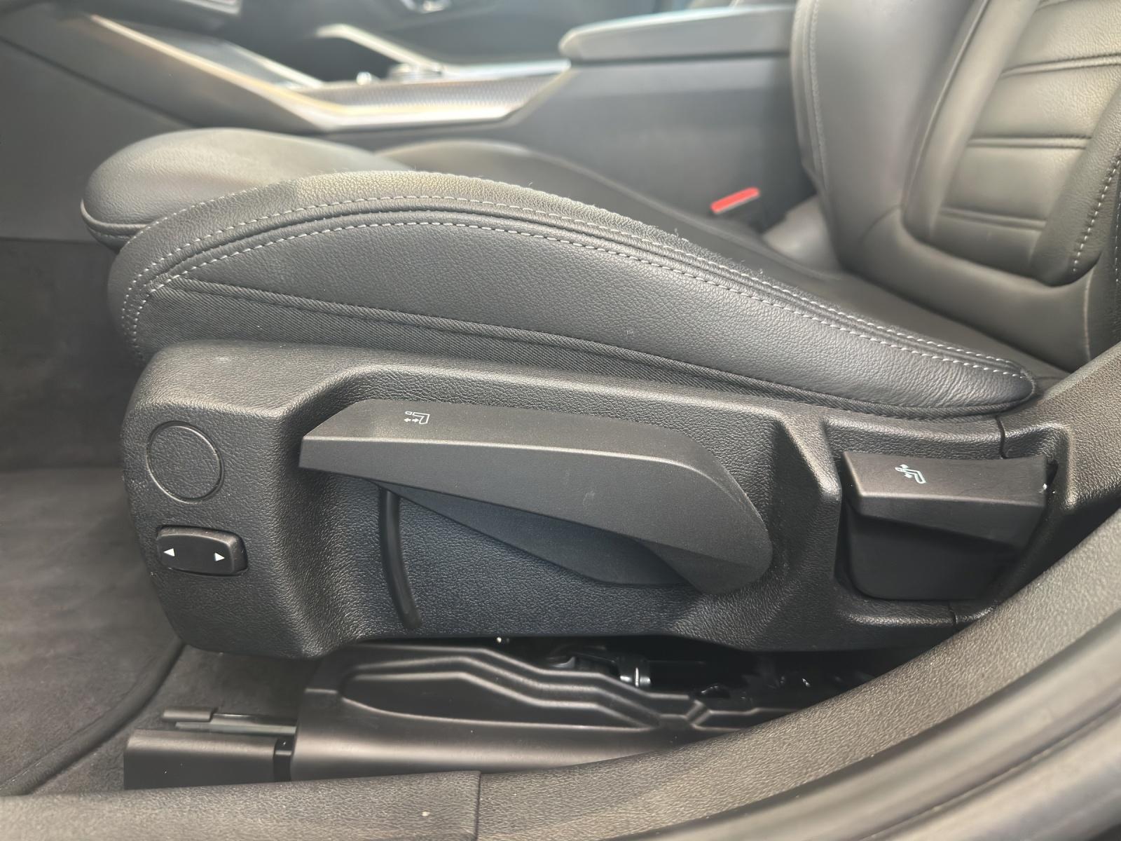 BMW 330d xDrive Touring Pack M Sport-image-18