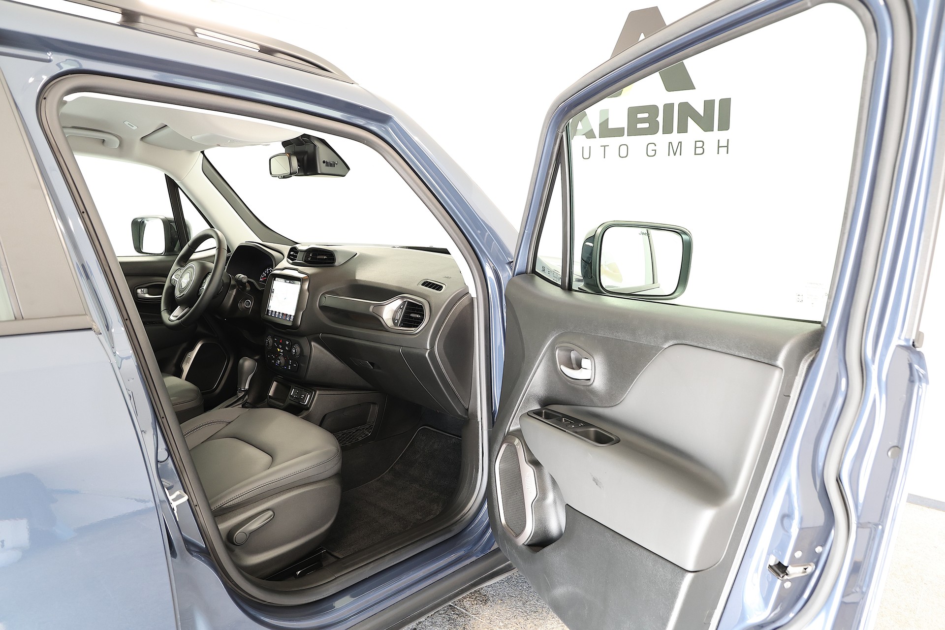 JEEP Renegade 1.5 MHEV Longitude-image-10
