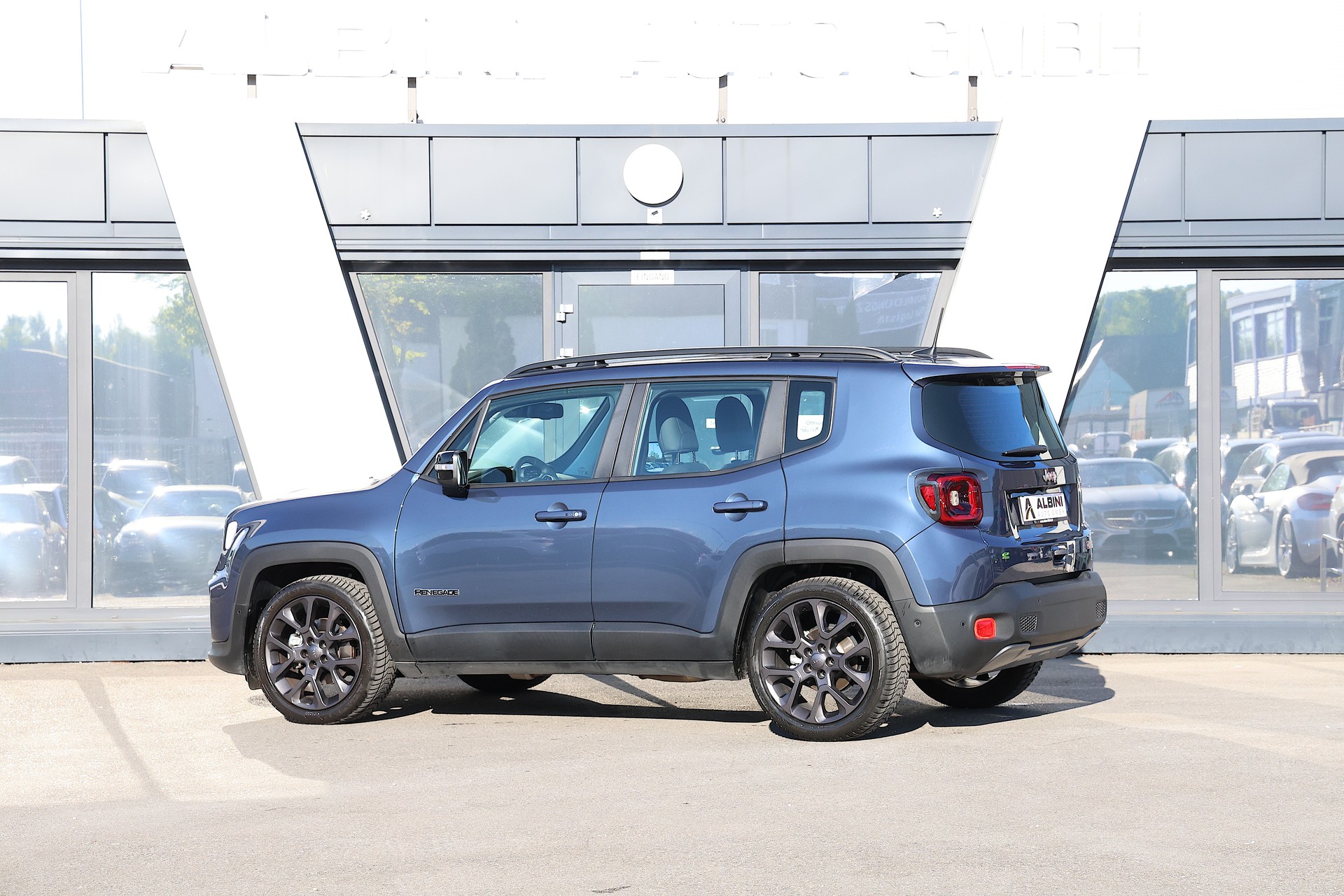 JEEP Renegade 1.5 MHEV Longitude-image-3