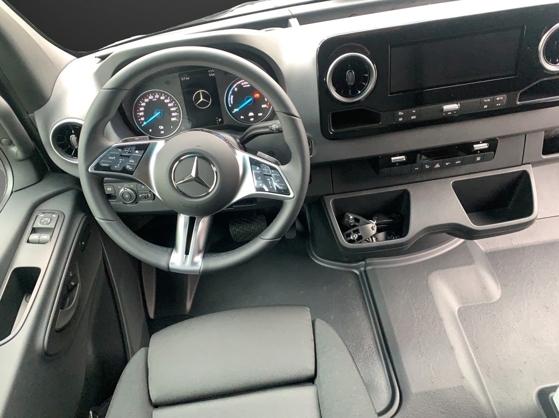 MERCEDES-BENZ eSprinter 420 Pro L 4325mm-image-10