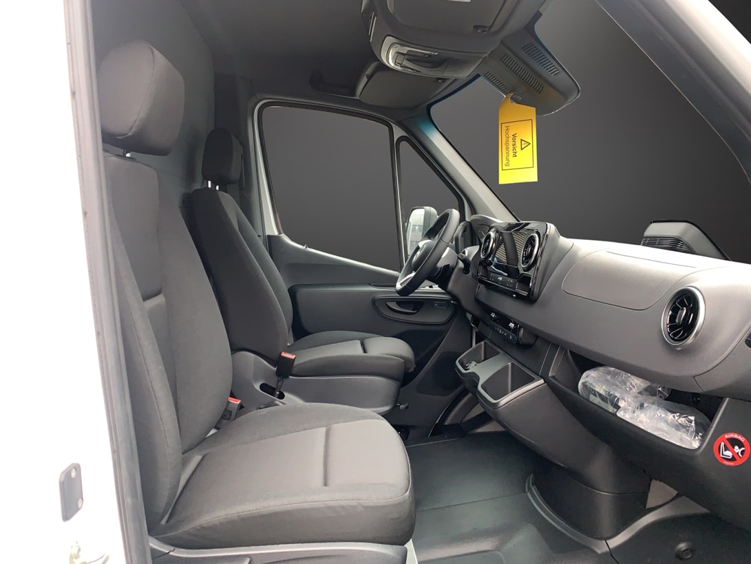 MERCEDES-BENZ eSprinter 420 Pro L 4325mm-image-11