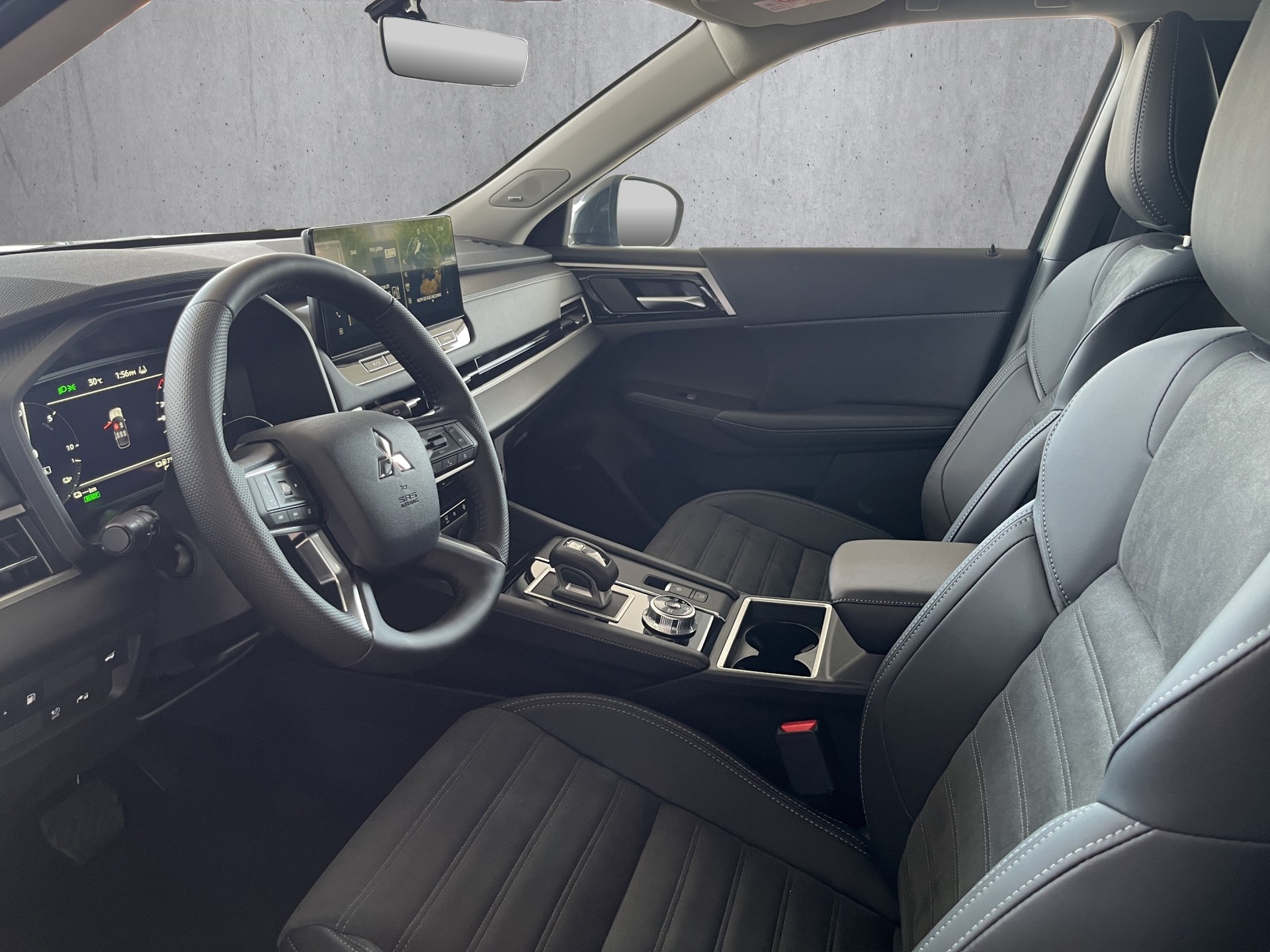MITSUBISHI OUTLANDER 2.4 PHEV Intense 4x4-image-7