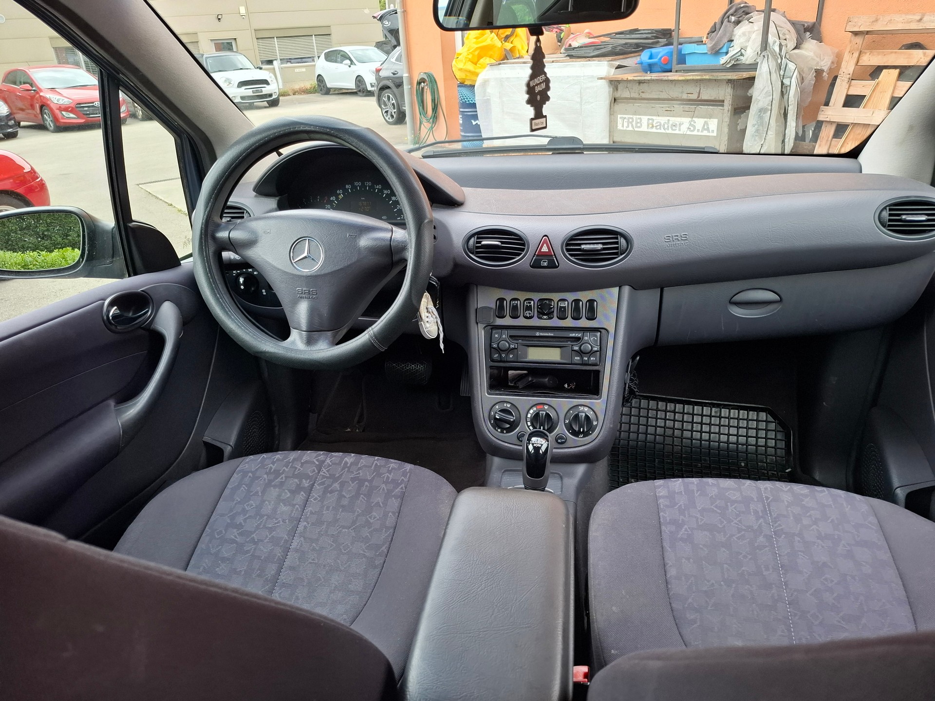 MERCEDES-BENZ A 170 CDI Classic style-image-9