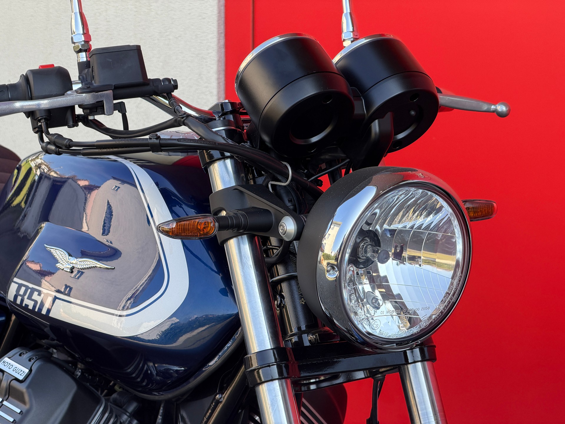MOTO GUZZI V7 IV 850 Special (35kW)-image-13