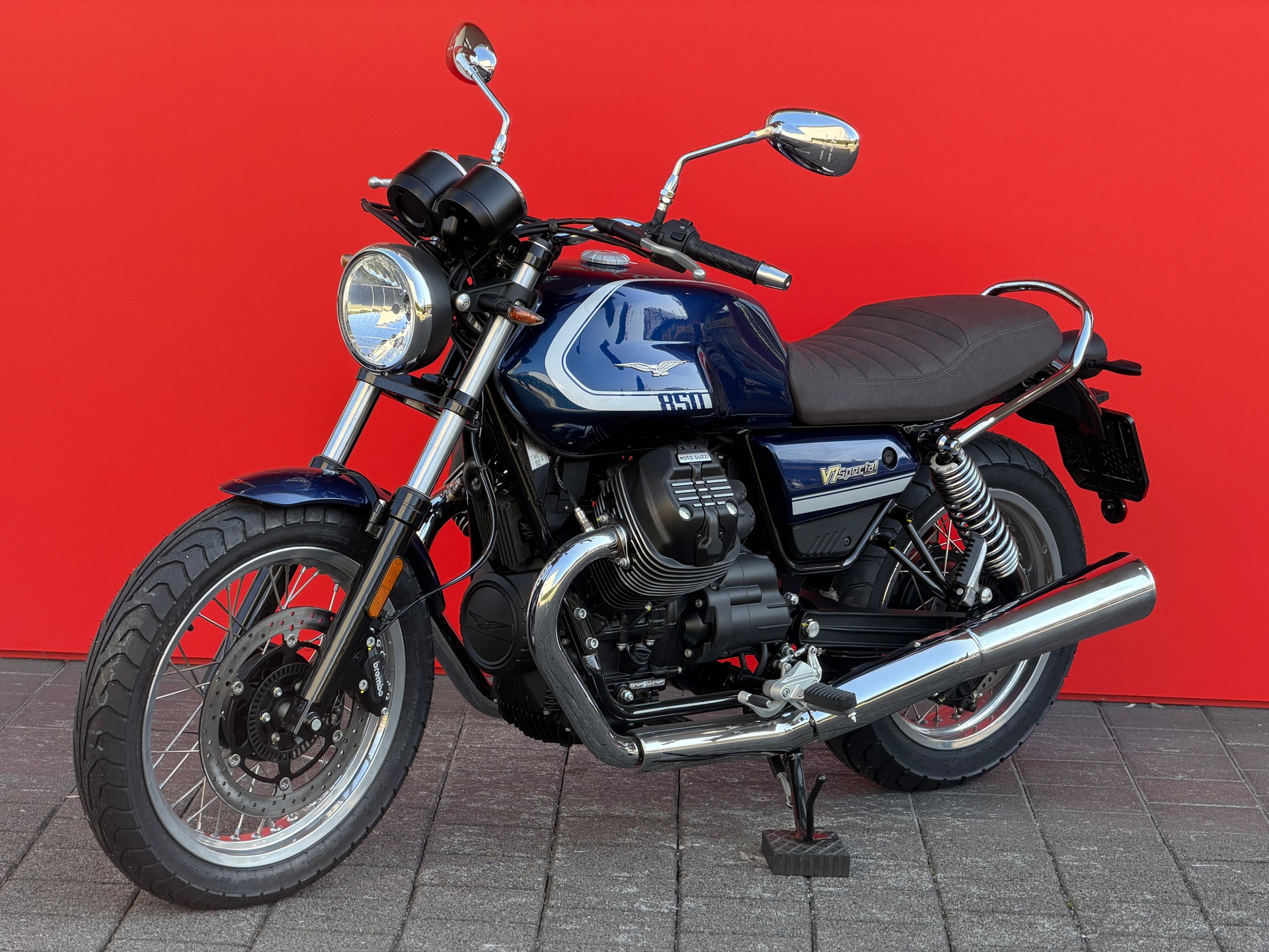 MOTO GUZZI V7 IV 850 Special (35kW)-showroom-element-2