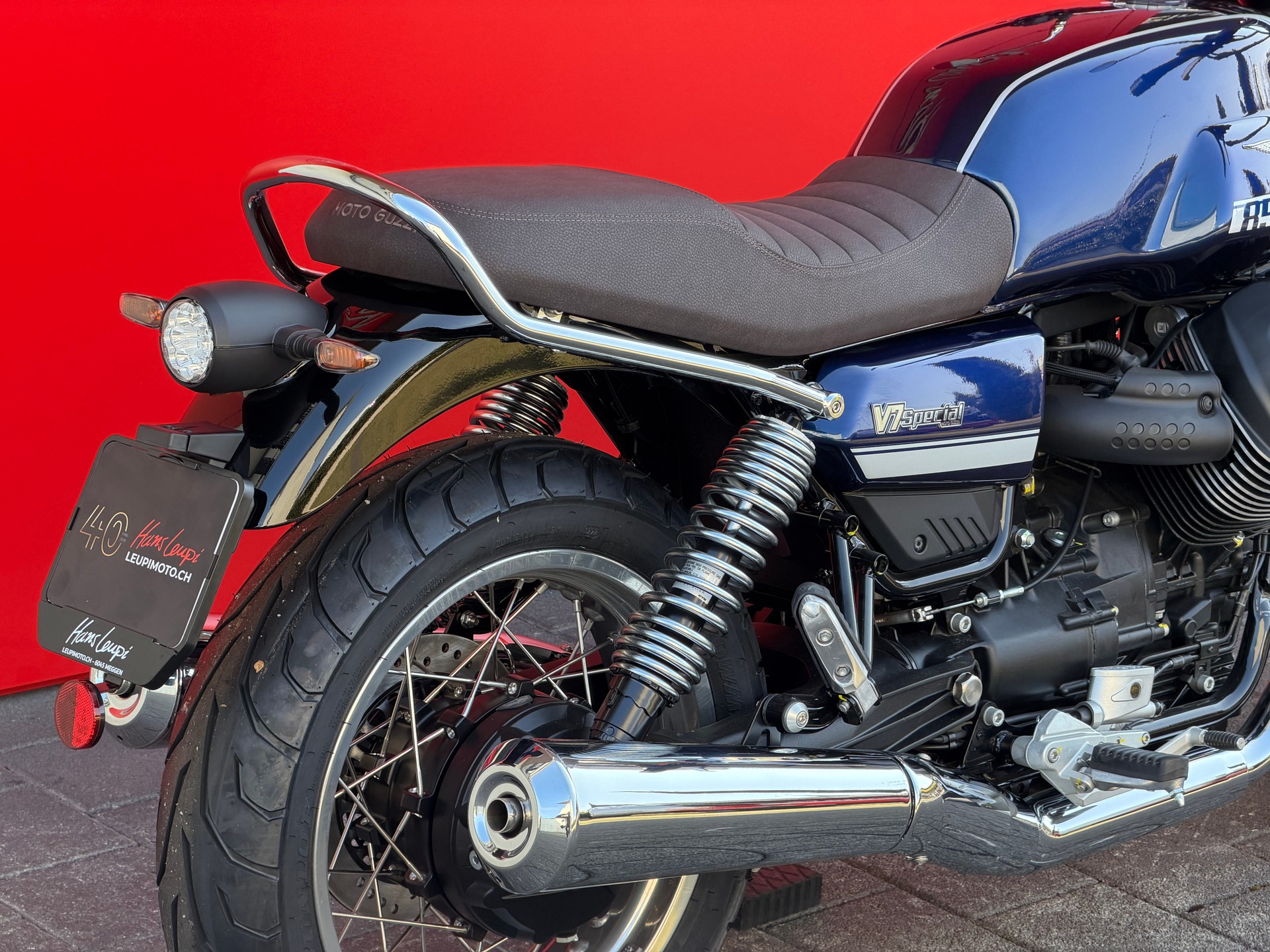 MOTO GUZZI V7 IV 850 Special (35kW)-image-9
