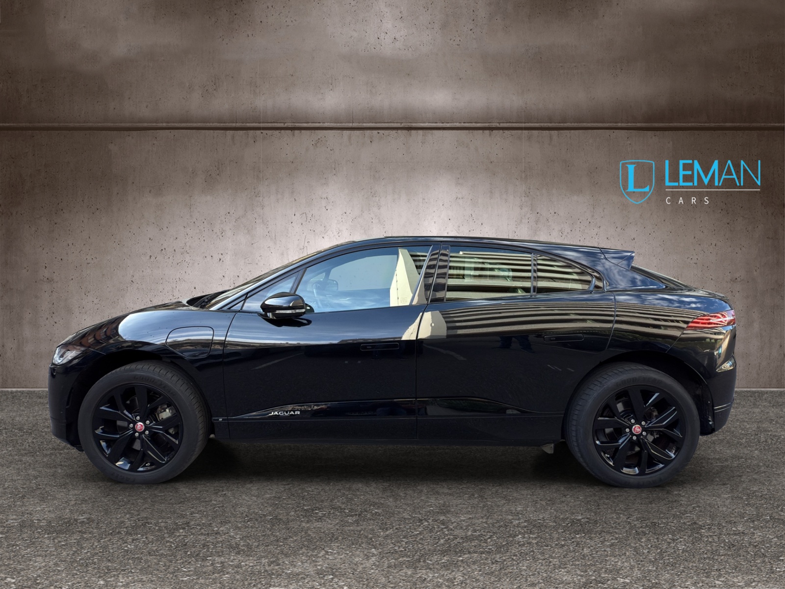 JAGUAR I-Pace EV400 S AWD-image-8