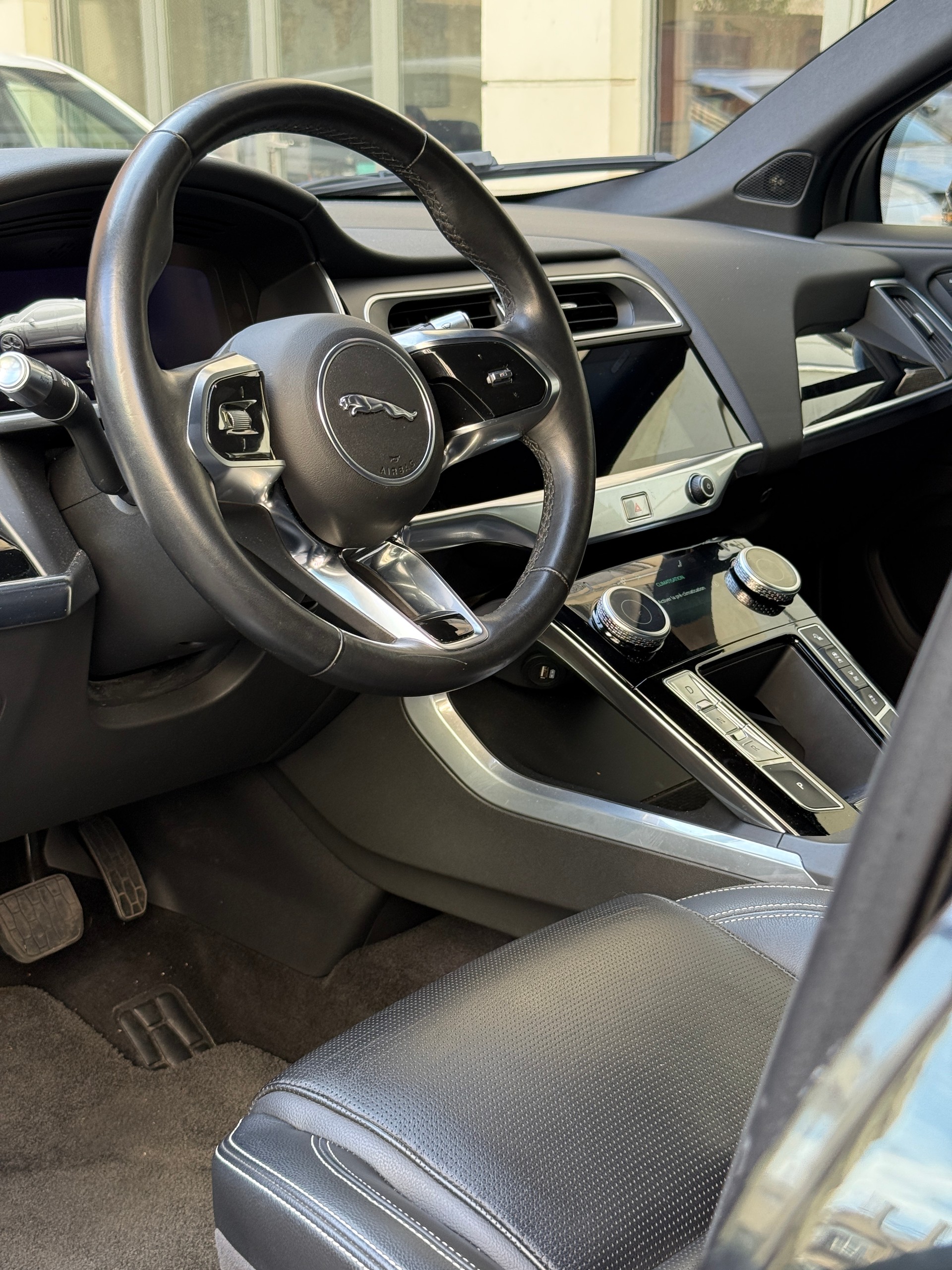 JAGUAR I-Pace EV400 S AWD-image-9