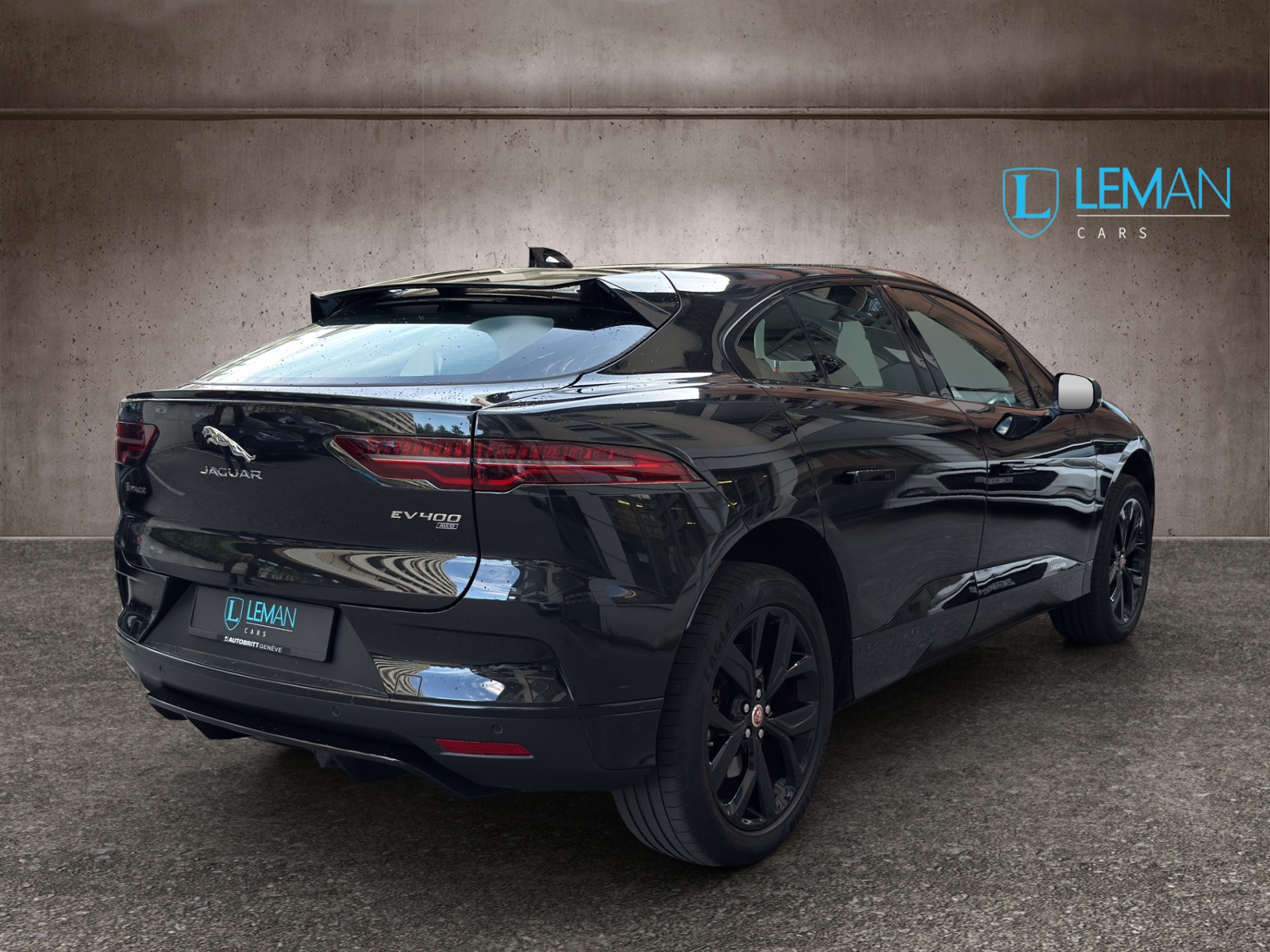 JAGUAR I-Pace EV400 S AWD-image-5