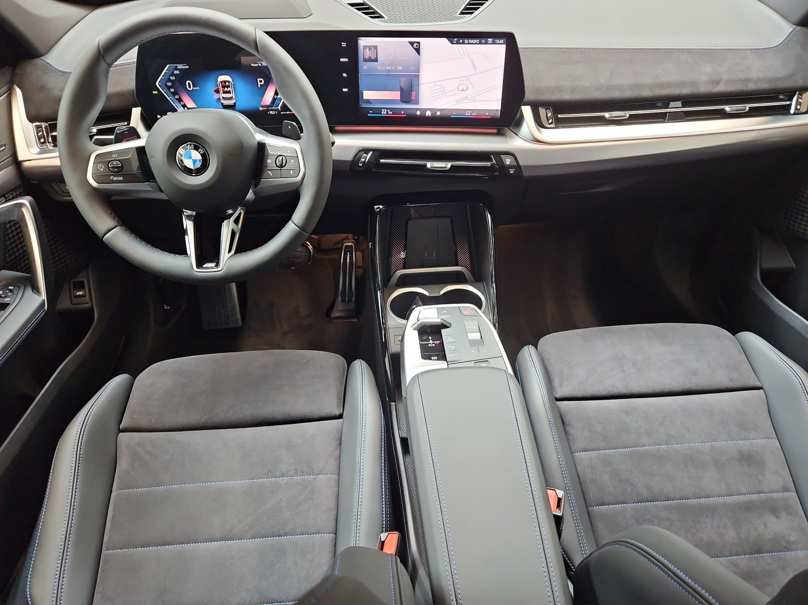 BMW X1 sDrive 20i M Sport 48V-image-13