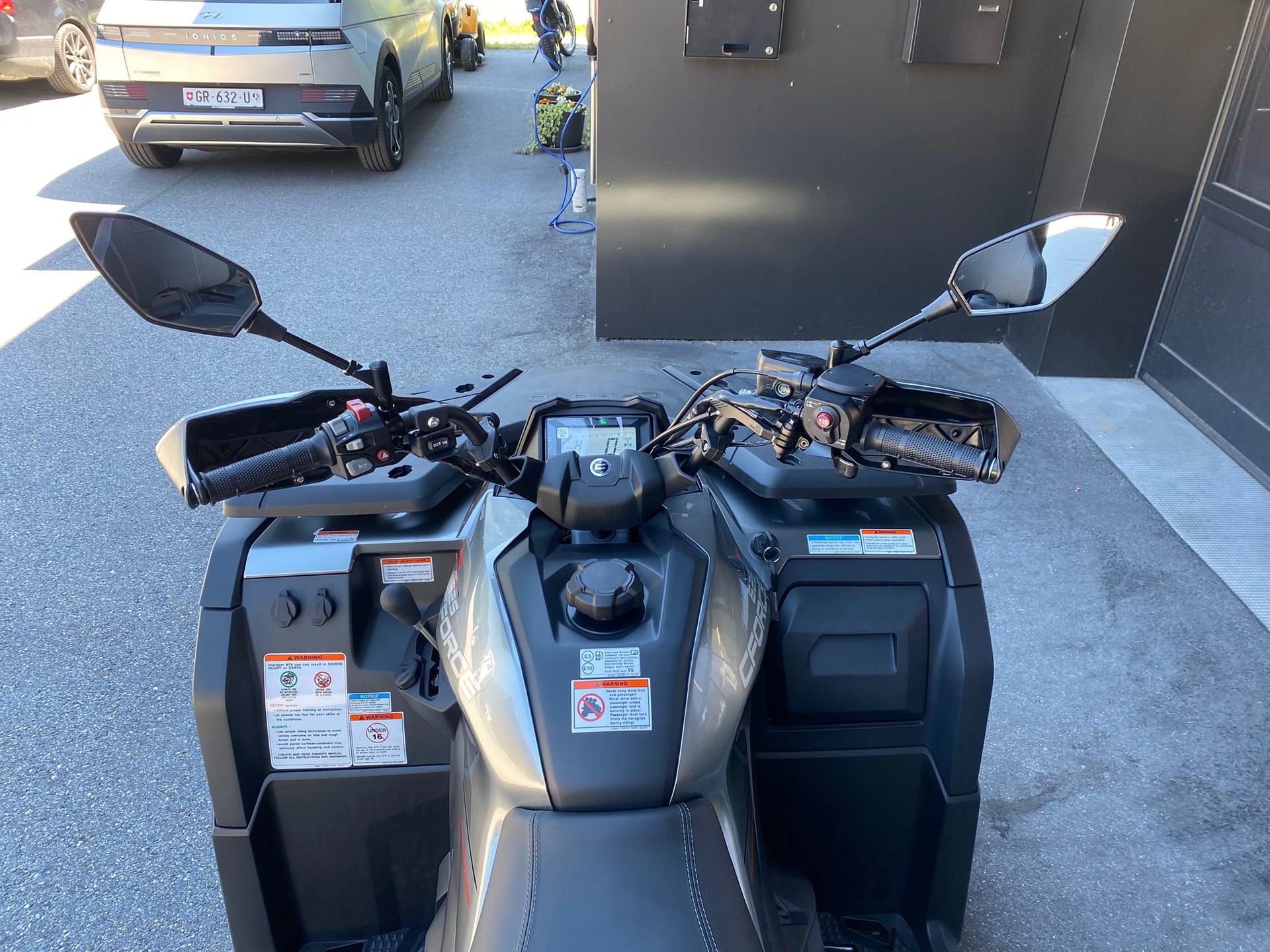 CF MOTO Cforce 625 DLX EPS 4x4-image-4