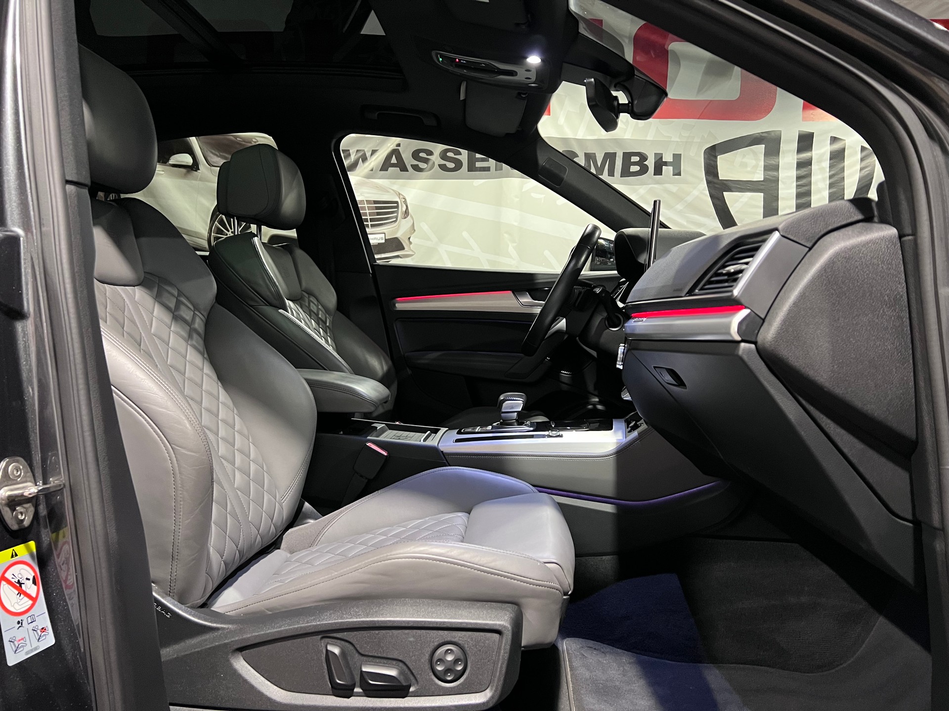 AUDI SQ5 Sportback TDI quattro tiptronic-image-13