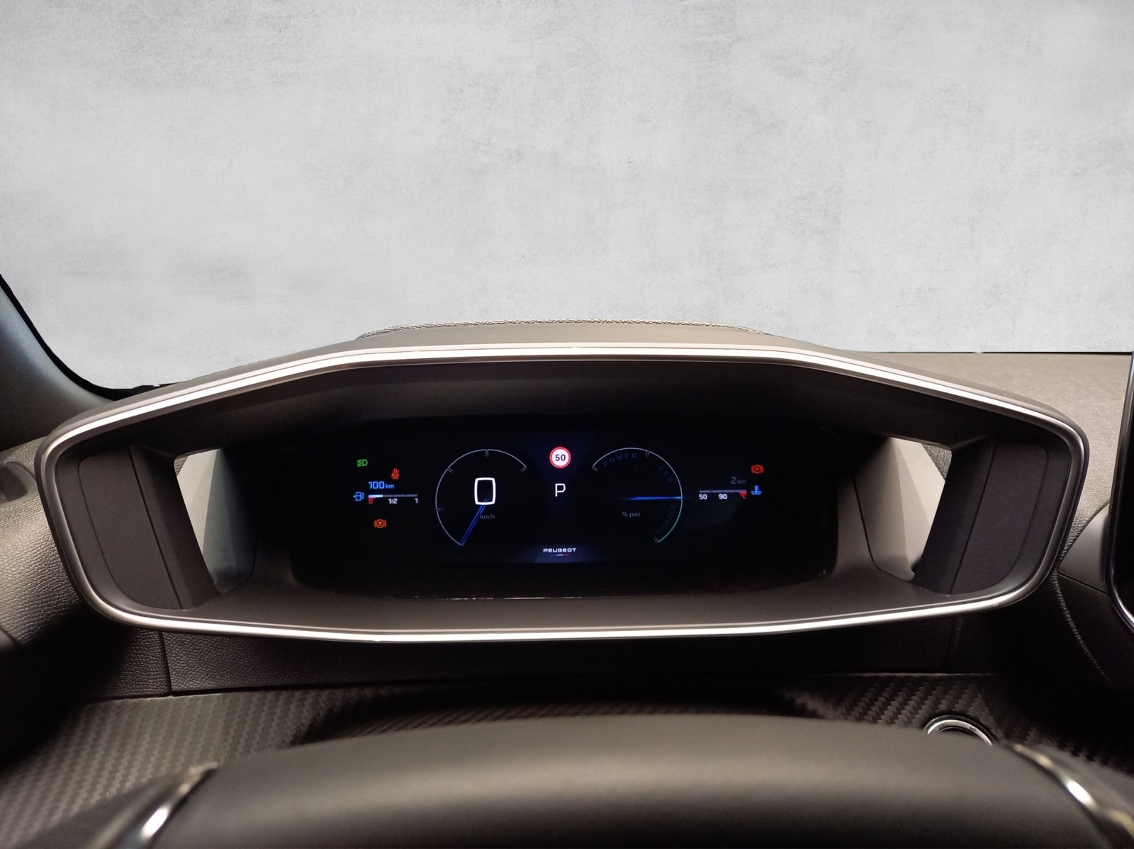 PEUGEOT 2008 1.2 Hybrid GT-image-8
