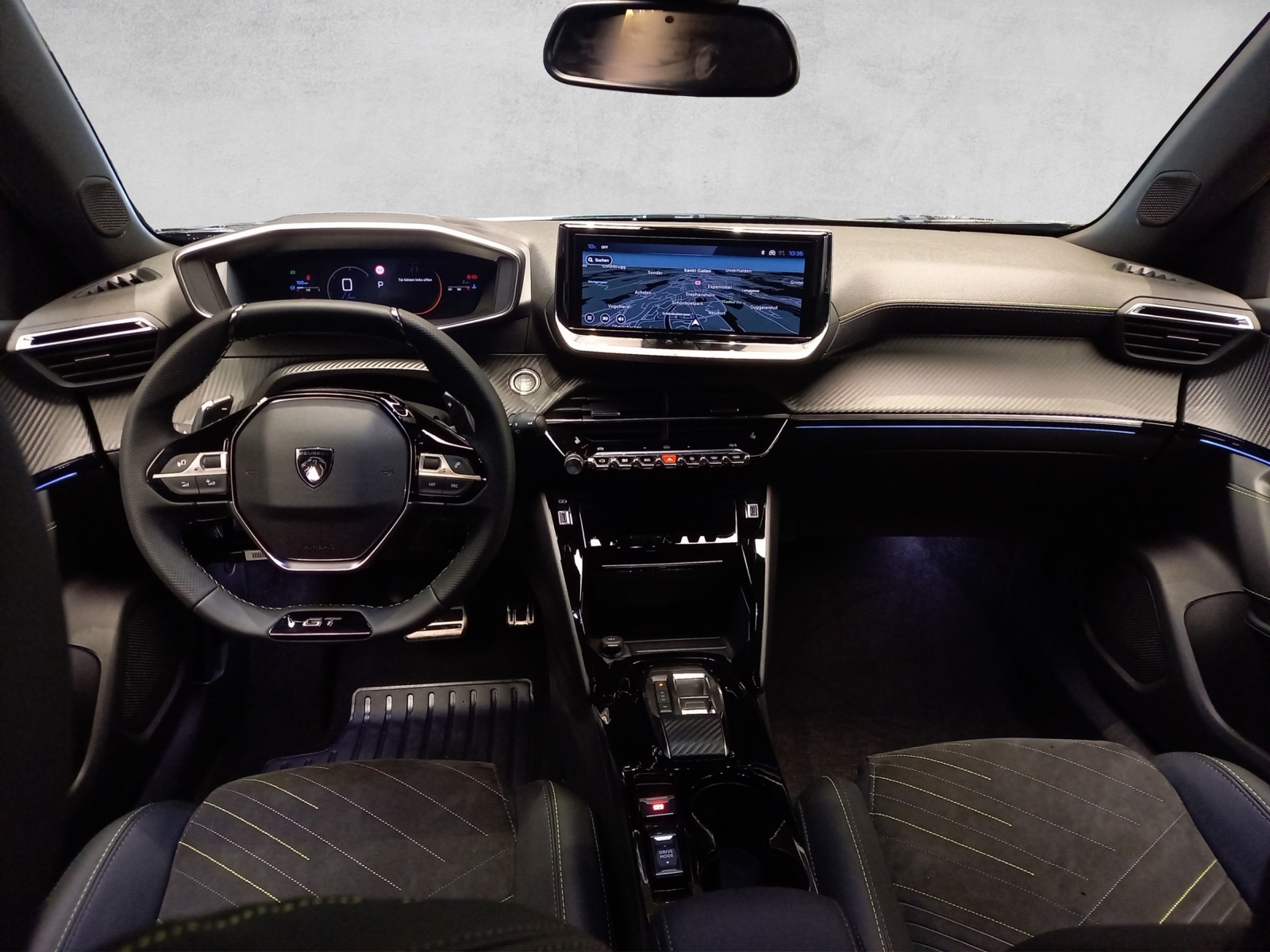 PEUGEOT 2008 1.2 Hybrid GT-image-9