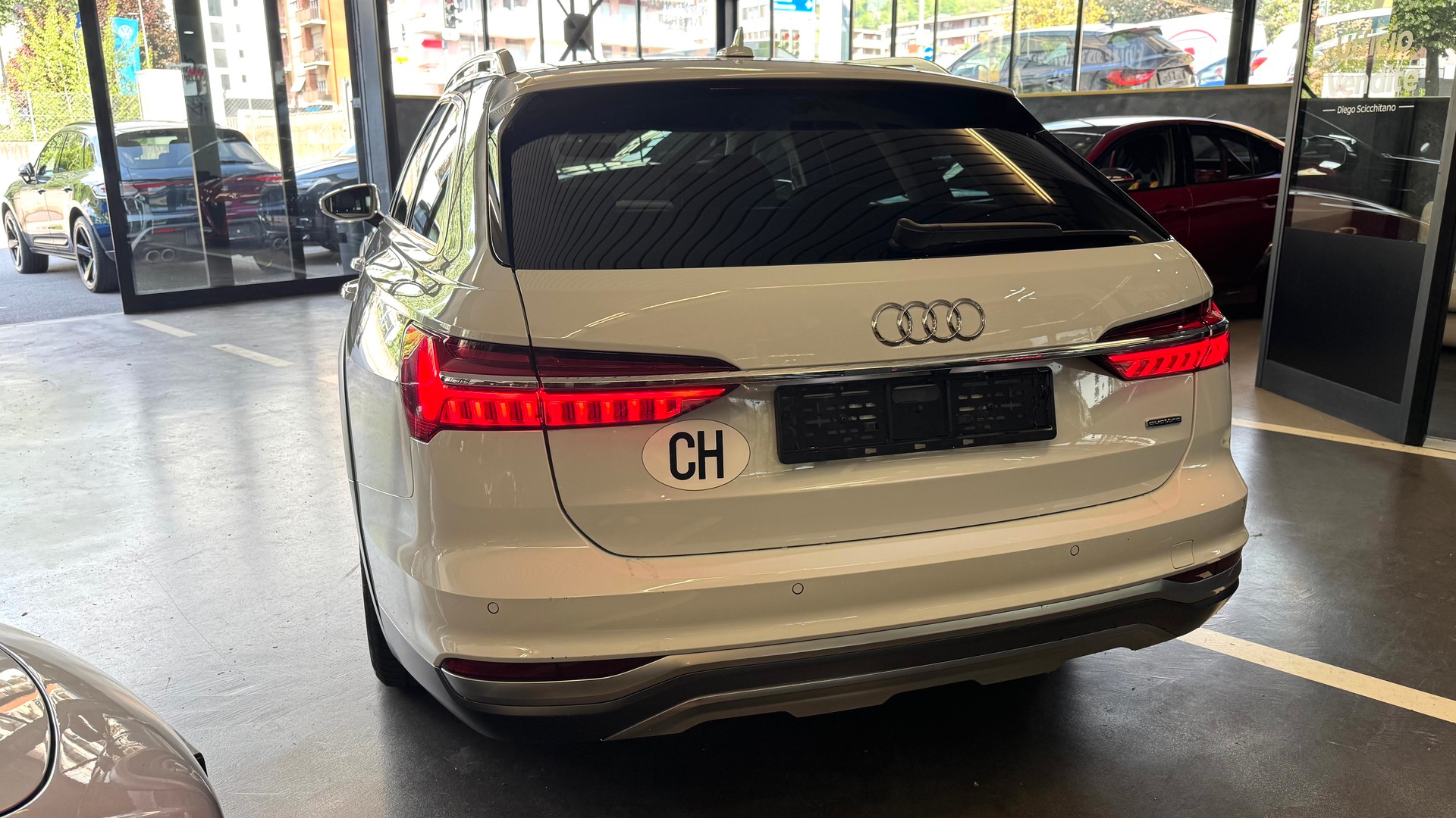 AUDI A6 allroad 50 TDI quattro tiptronic-image-4