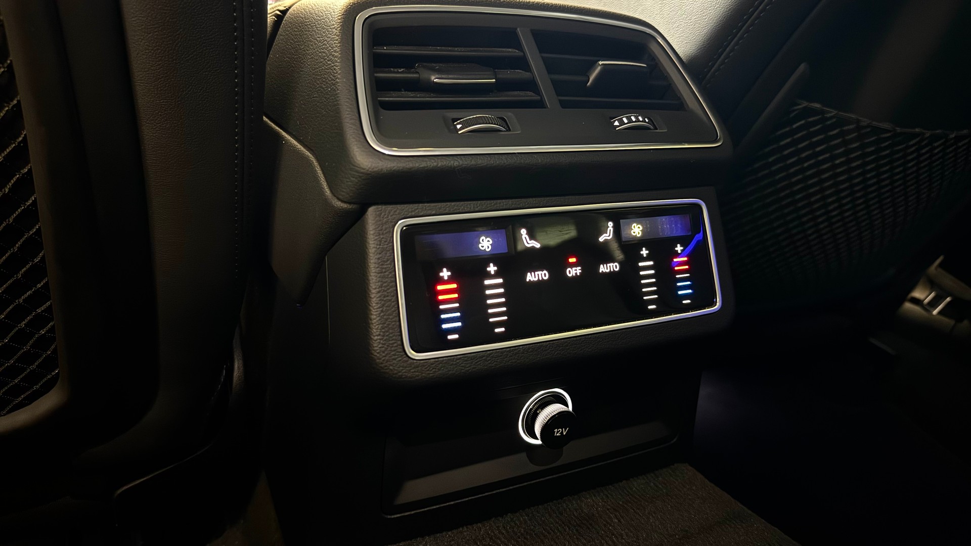 AUDI A6 allroad 50 TDI quattro tiptronic-image-14