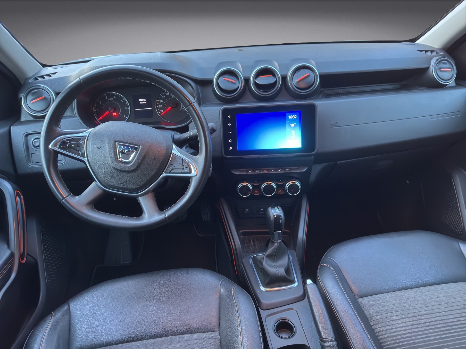 DACIA Duster 1.3 TCe 150 Extreme EDC-image-11