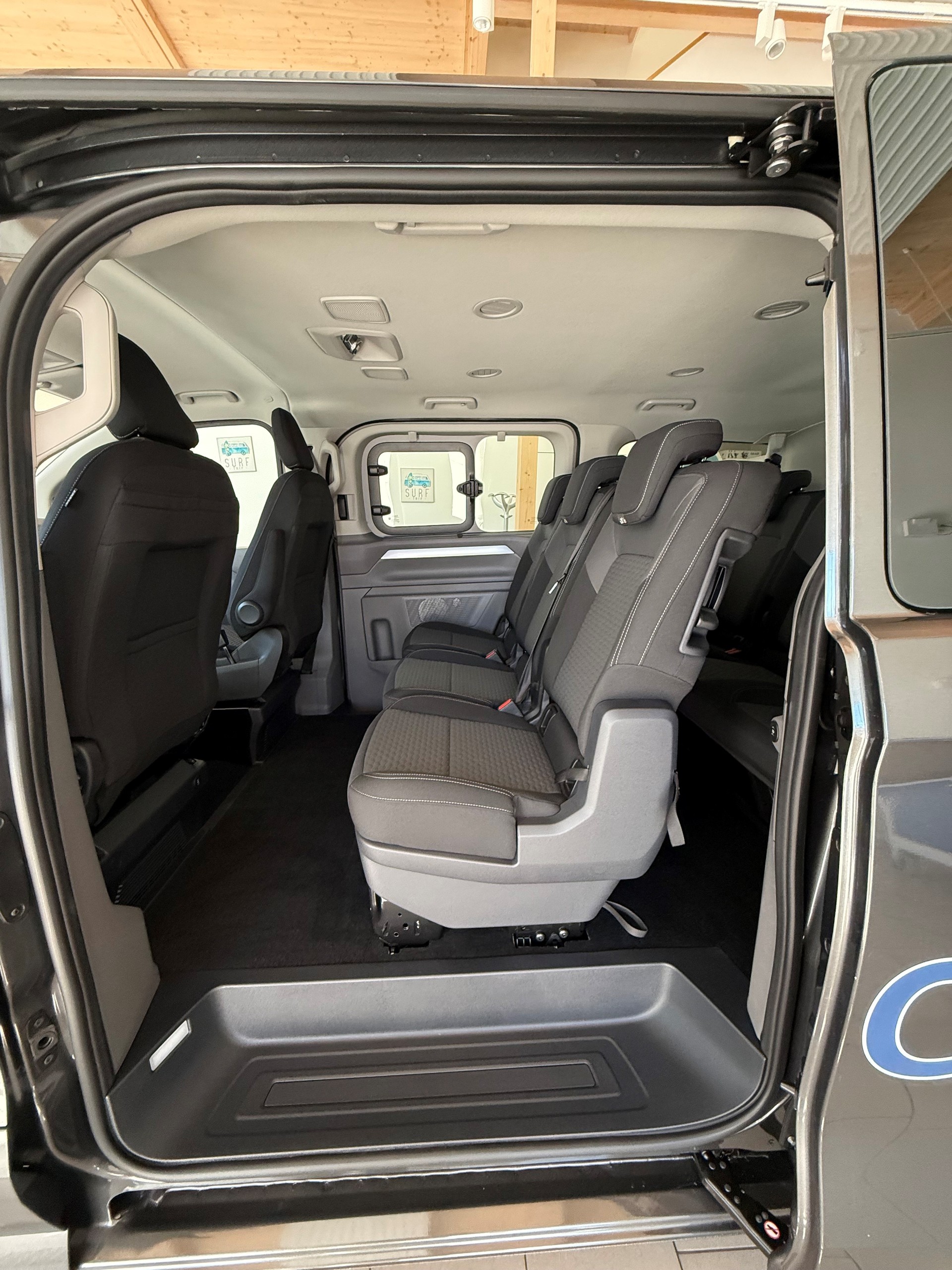 VW Caravelle 2.0 TDI DSG 150PS Life-image-4