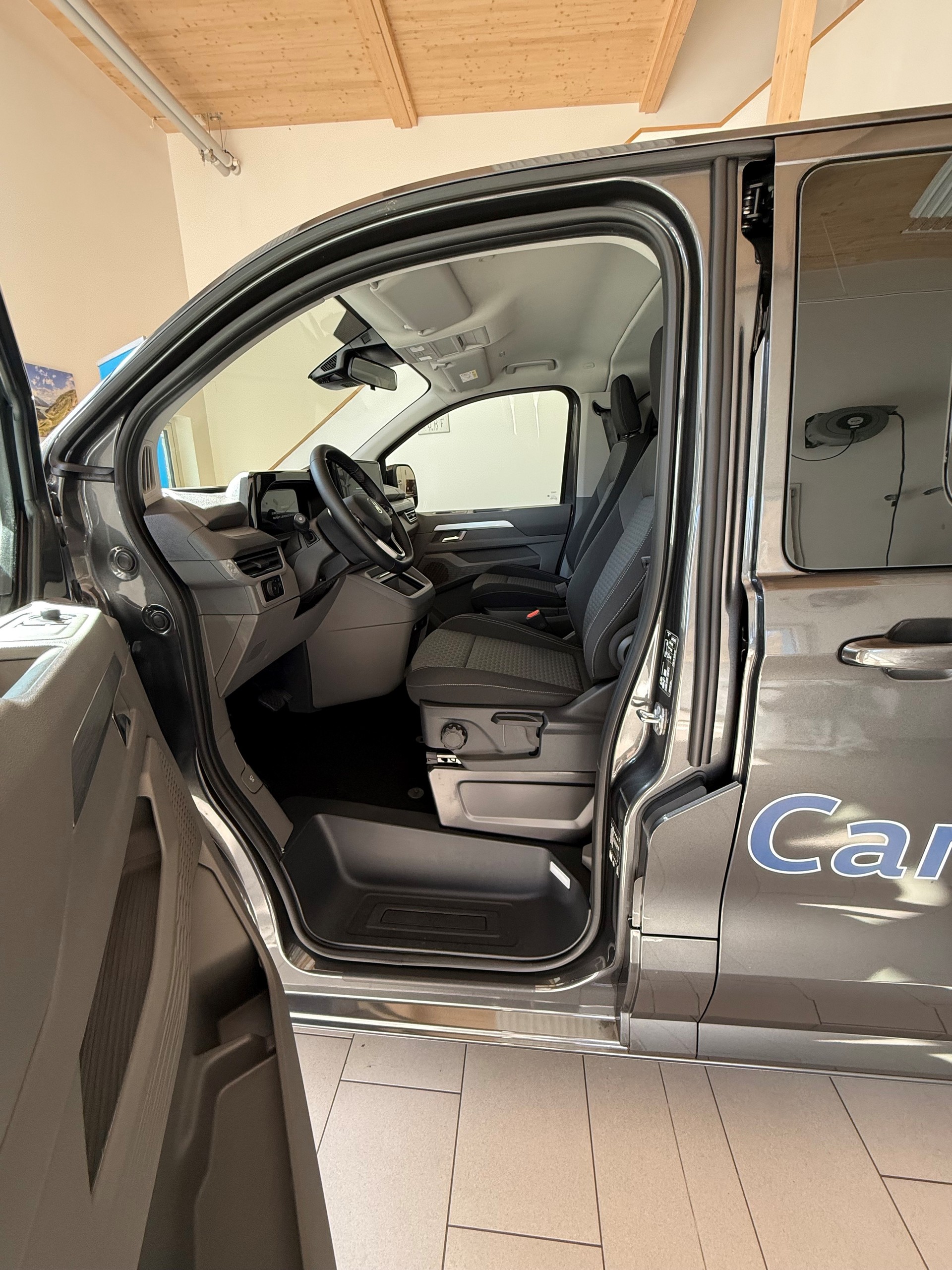 VW Caravelle 2.0 TDI DSG 150PS Life-image-3