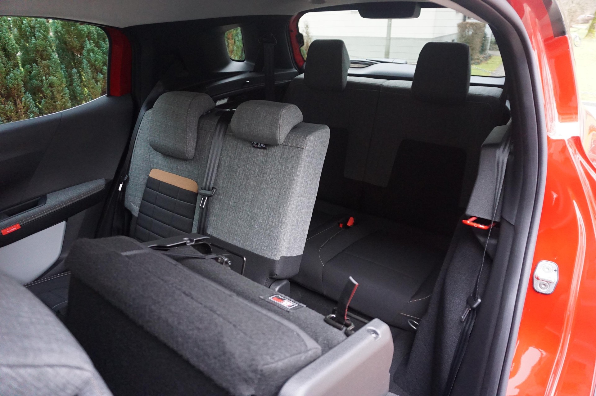 CITROEN C3 Aircross 1.2 Turbo Plus-image-8