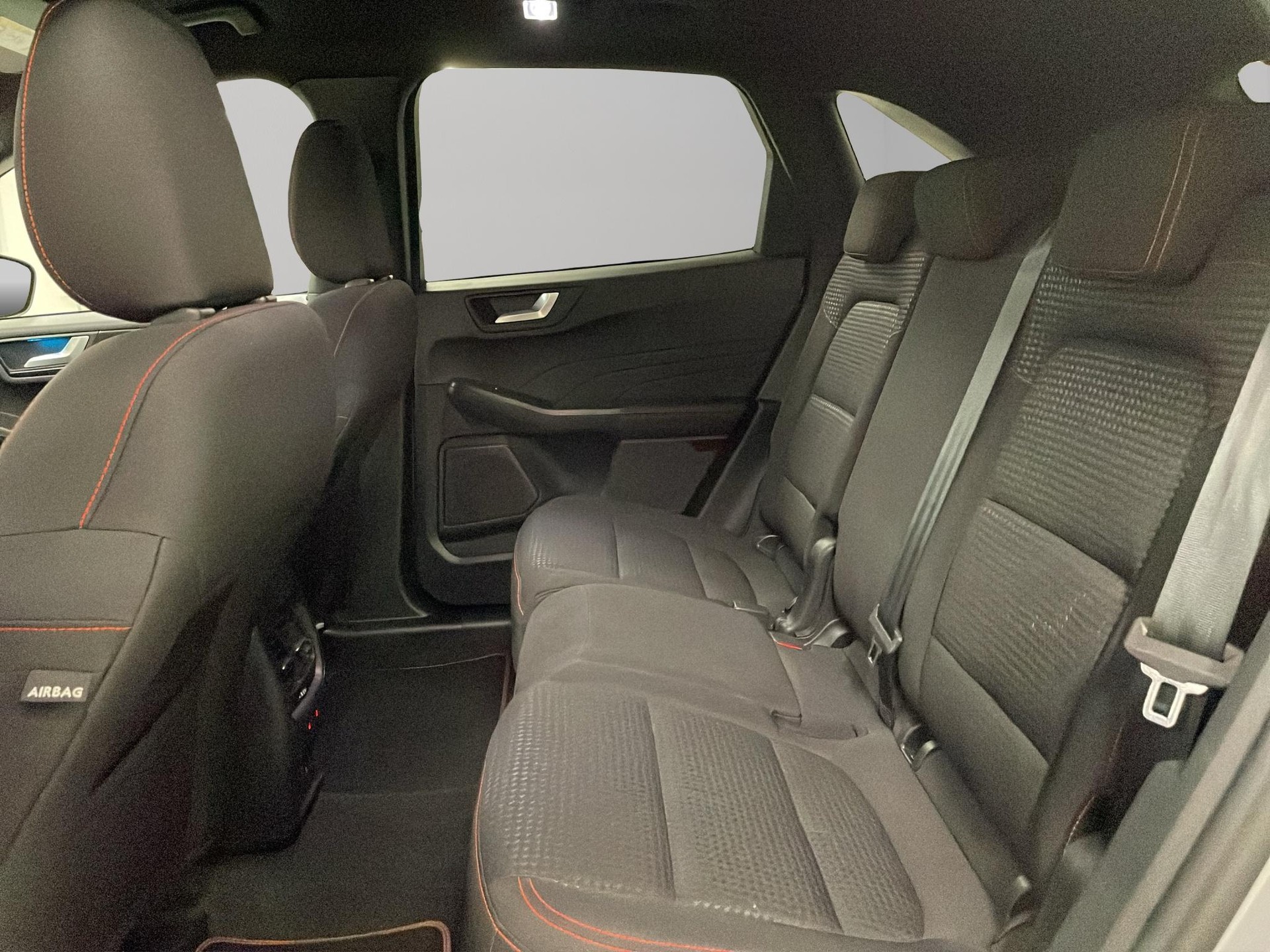FORD Kuga 2.5 Plug-in Hybrid ST-Line-image-10